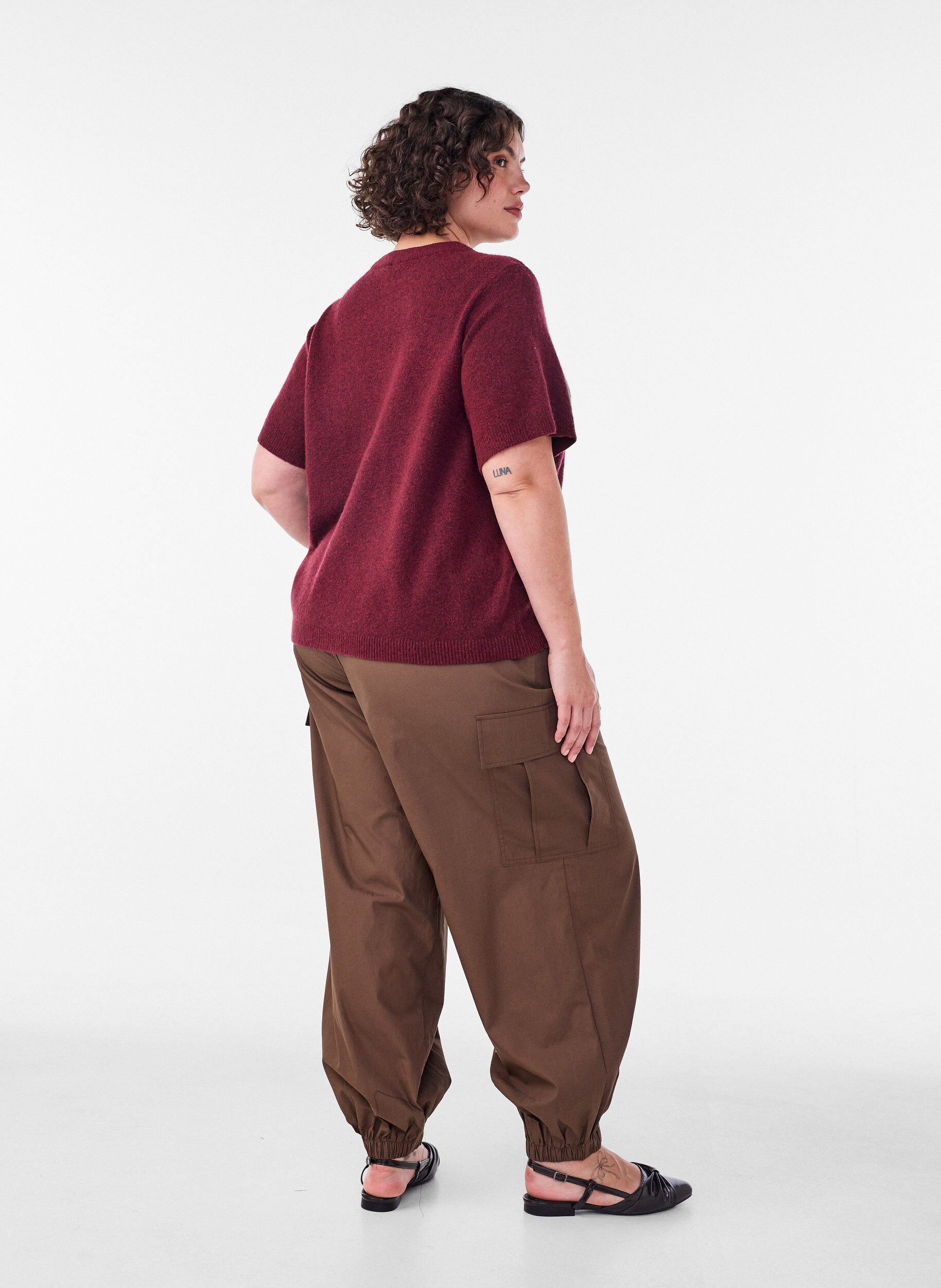 ZizziBaumwoll-Cargohose mit Ballonbein, Braun, Model image number 1