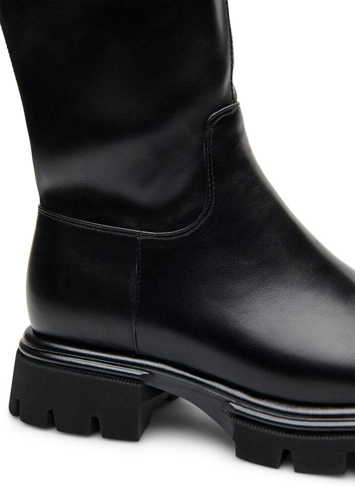 Langer Stiefel aus Kunstleder mit klobiger Sohle, Schwarz, Packshot image number 2