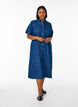 Midi-langes jeanshemdkleid, Blau, Model image number 0