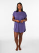 Chemise de nuit &agrave; manches courtes avec imprim&eacute; de texte, Violet, Model image number 1