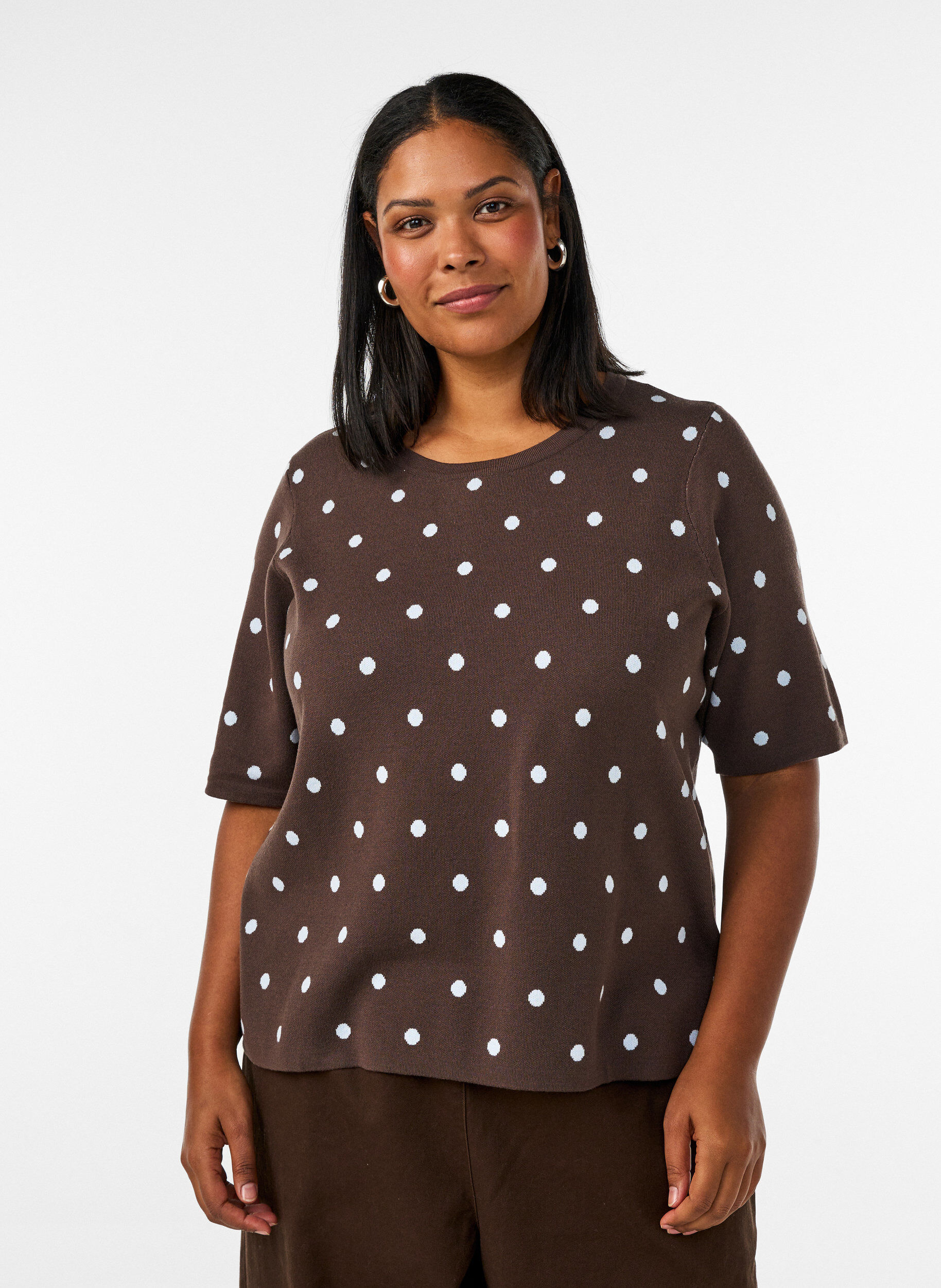 ZizziBlouse en maille &agrave; manches courtes &agrave; pois, Marron, Model image number 0