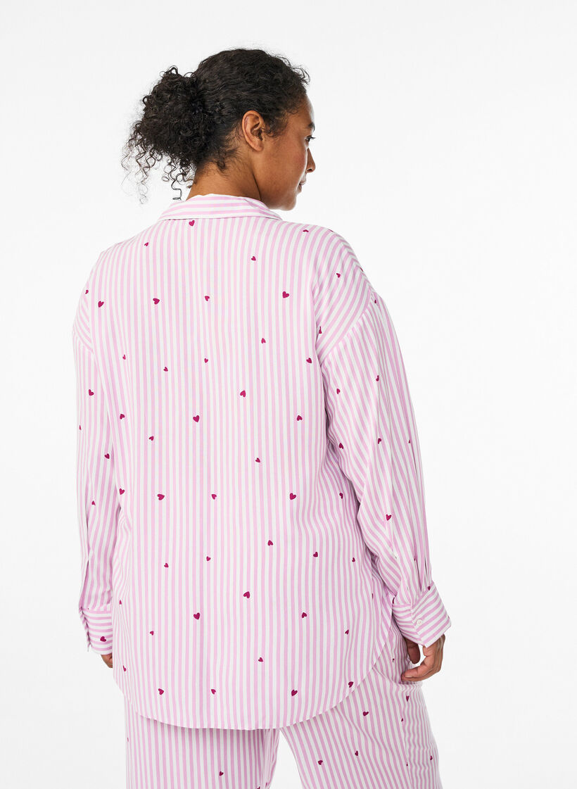 Chemise de nuit &agrave; rayures et c&oelig;urs, Rose, Model image number 2