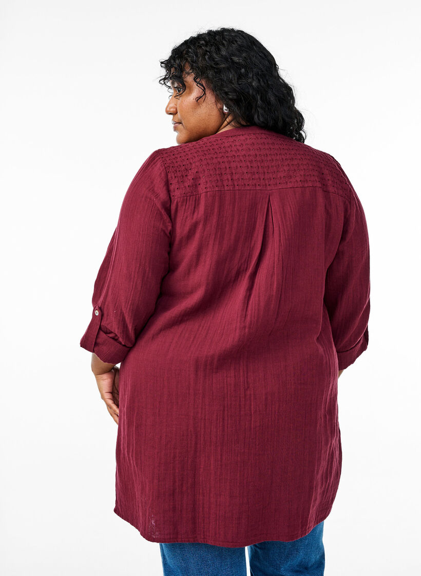 Tunique en mousseline de coton avec broderie anglaise, Bordeaux fonc&eacute;, Model image number 2