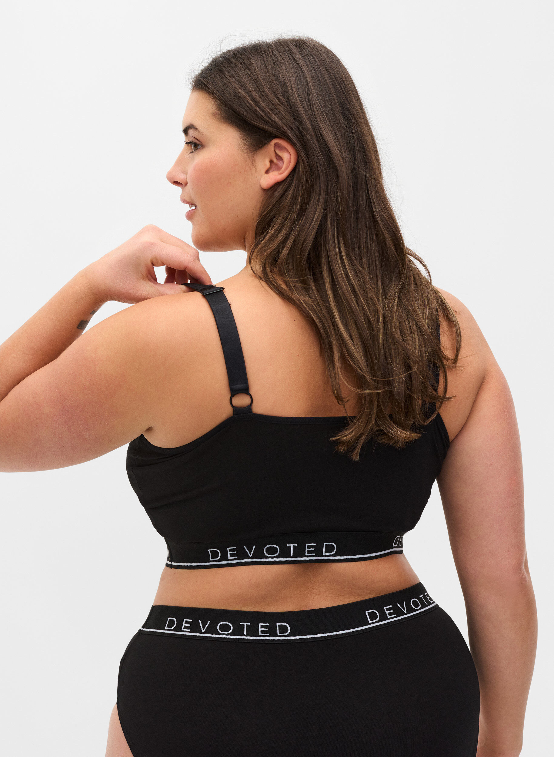 Zizzi BH aus Baumwolle mit verstellbaren Tr&auml;gern, Schwarz, Model image number 1