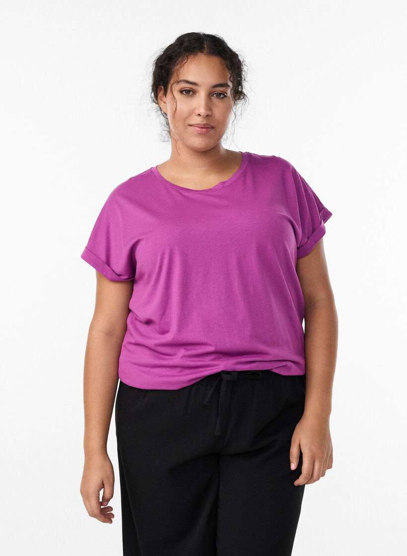 Kurz&auml;rmeliges T-Shirt aus einer Baumwollmischung, Lila, Model image number 0