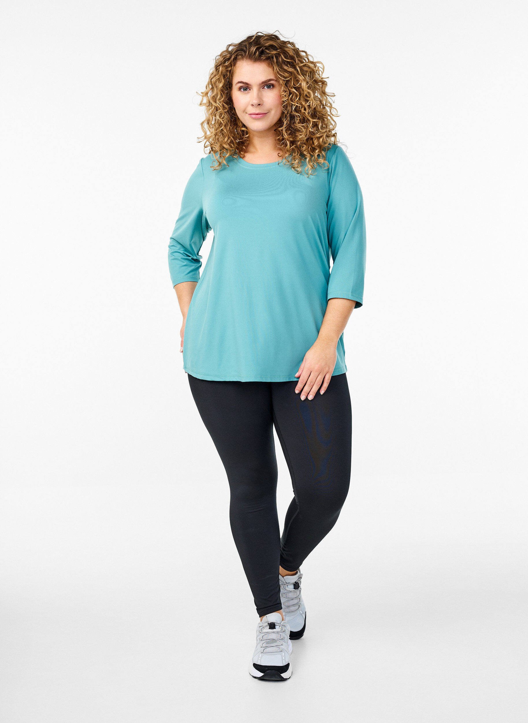 ZizziHaut de sport avec manches 3/4, Bleu, Model image number 1