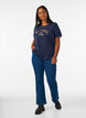 T-Shirt mit Motiv, Blau, Model image number 1