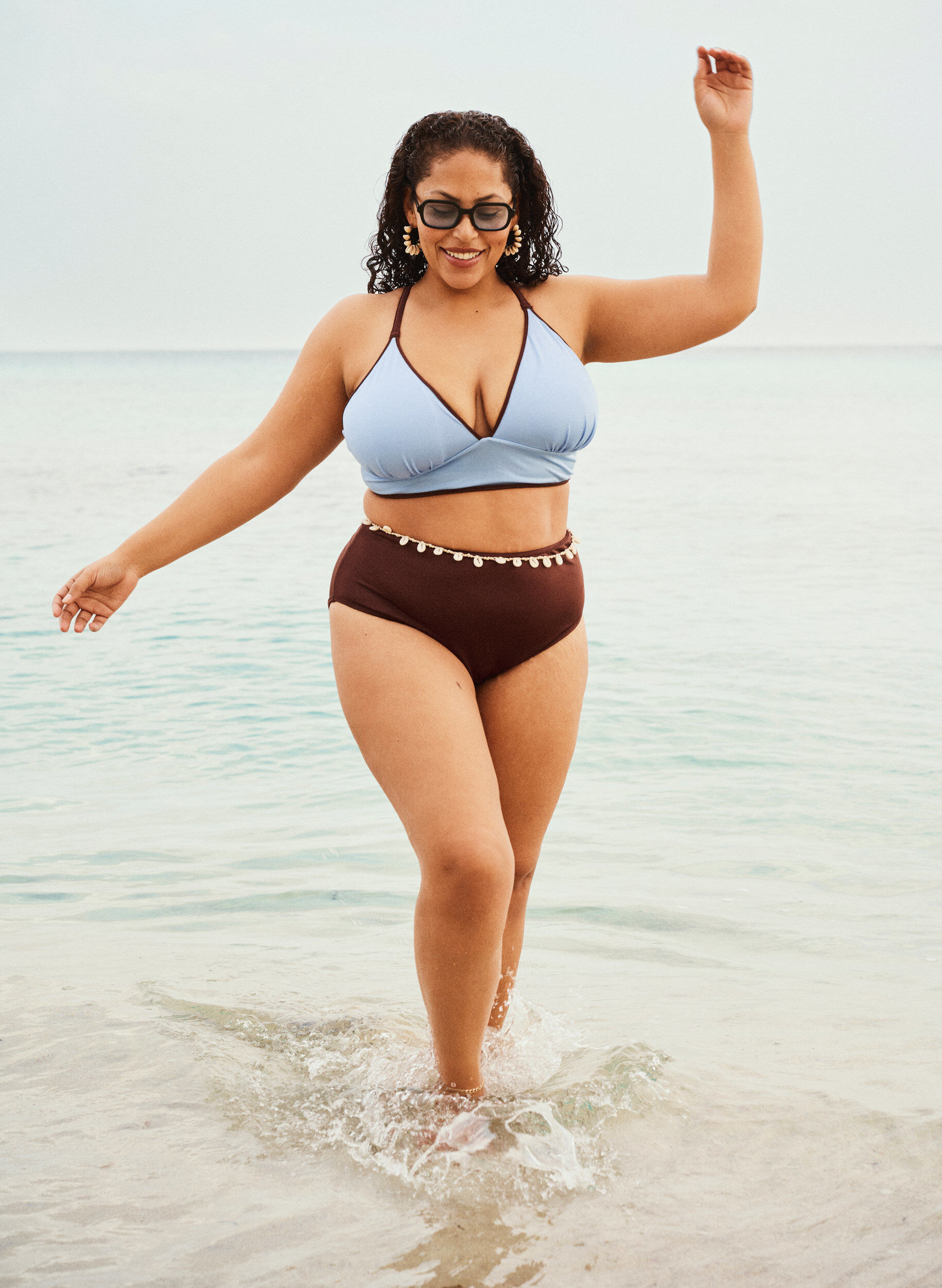 ZizziWende-Bikinihose mit normaler Taillenh&ouml;he, Braun, Image image number 0