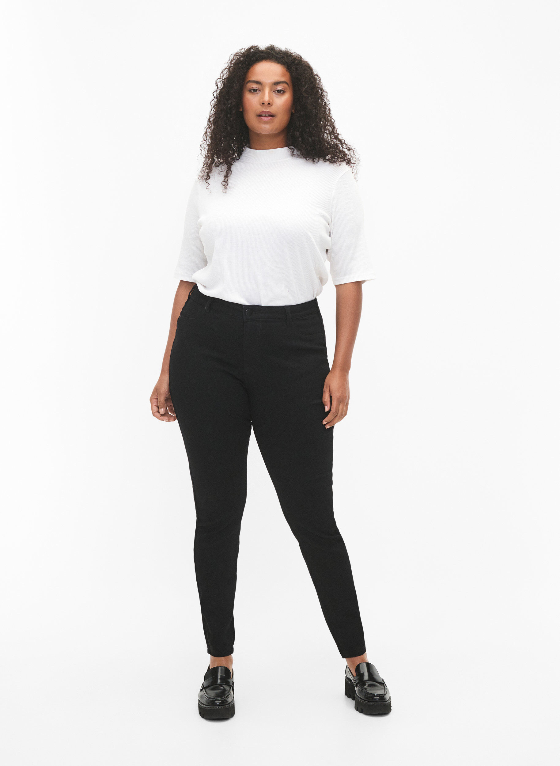 Jeggings aus Baumwollmischung, Black, Model