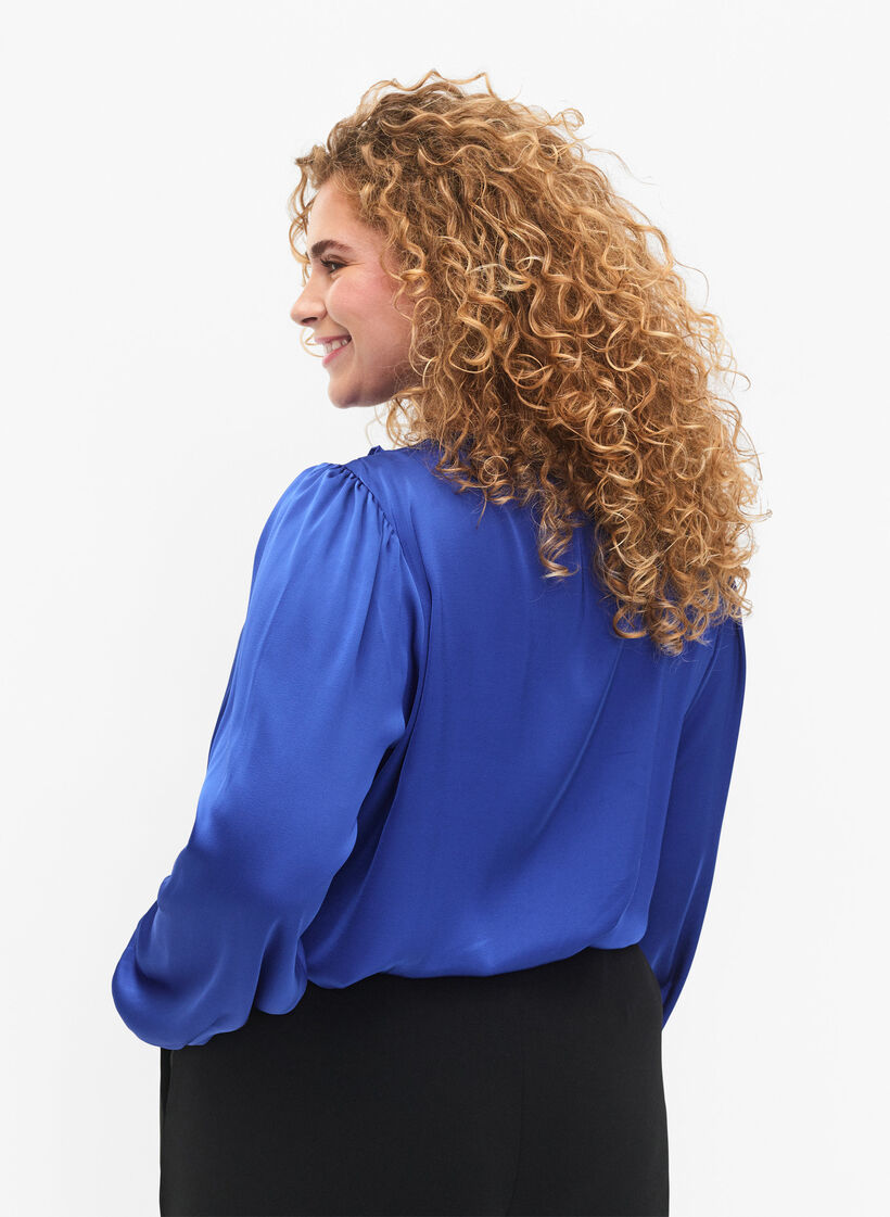  Hemdbluse aus Satin mit Rüschen, Deep Ultramarine, Model image number 1