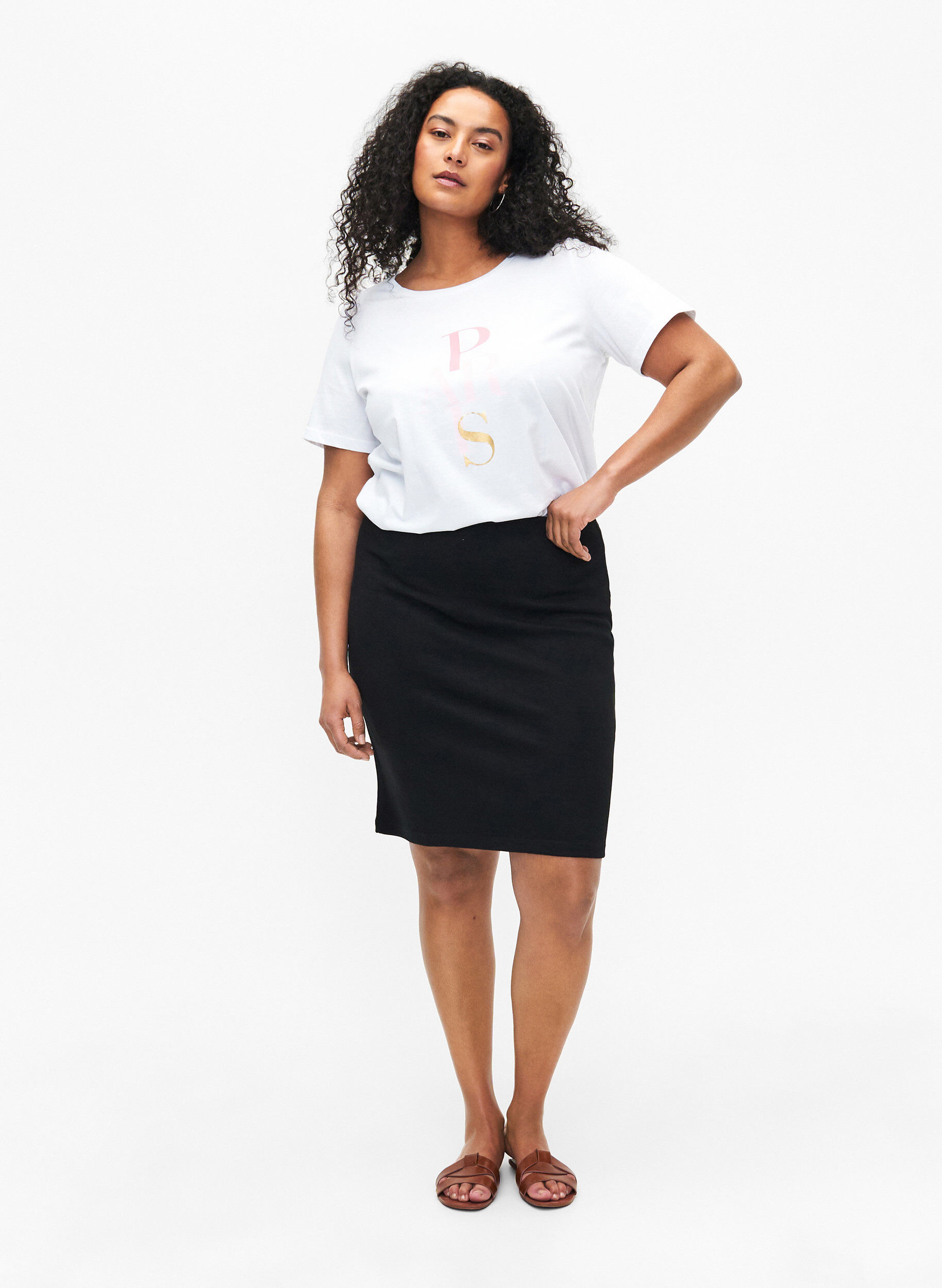 Zizzi Baumwoll-T-Shirt mit Textaufdruck, B. White w. Paris, Model image number 2