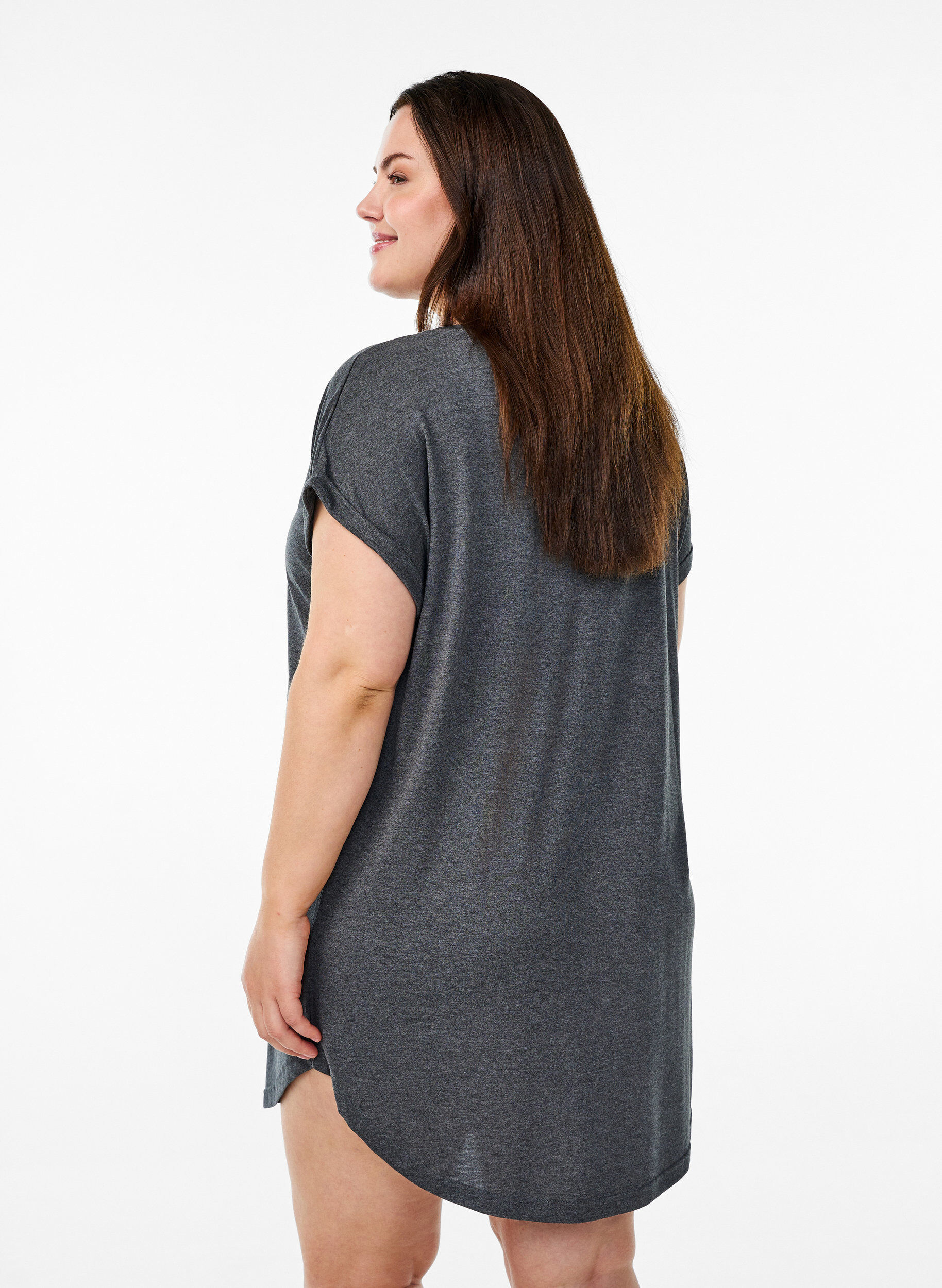 Zizzi Kurz&auml;rmliges Nachthemd mit Textdruck, Schwarz, Model image number 2