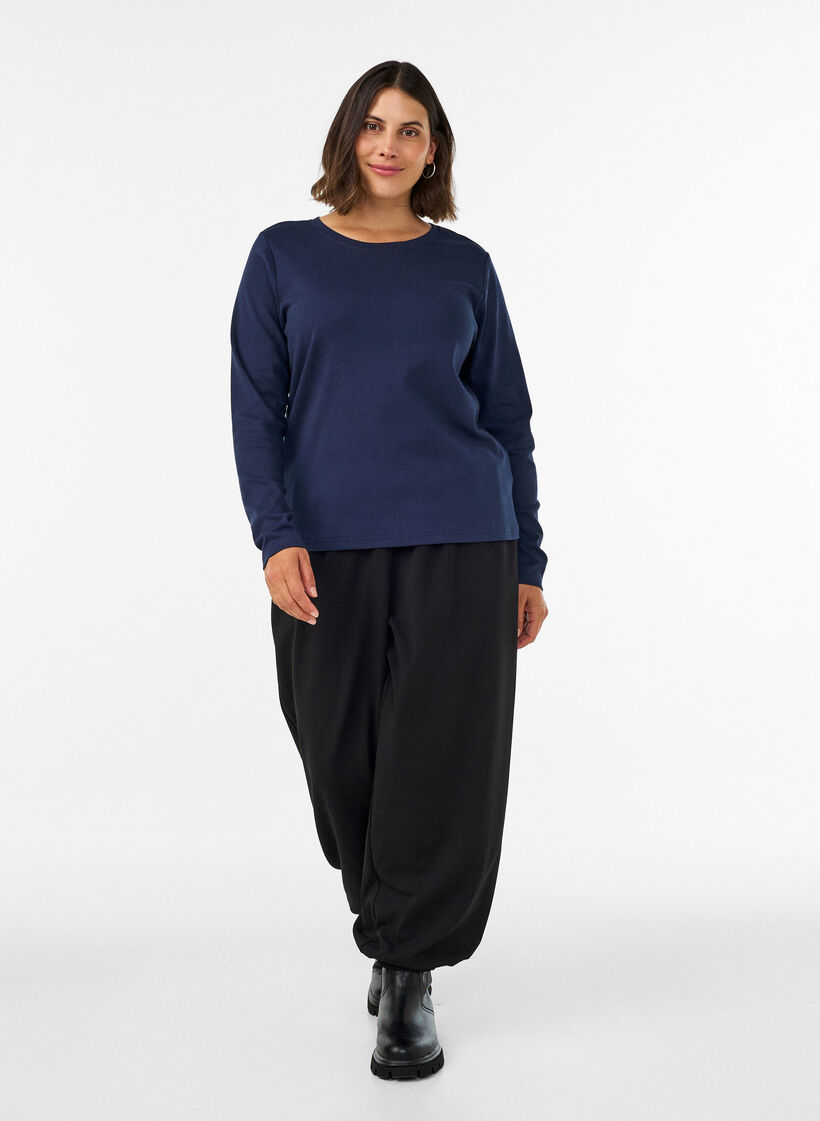 Langarm-Basic-T-Shirt mit Rundhalsausschnitt, Blau, Model image number 1