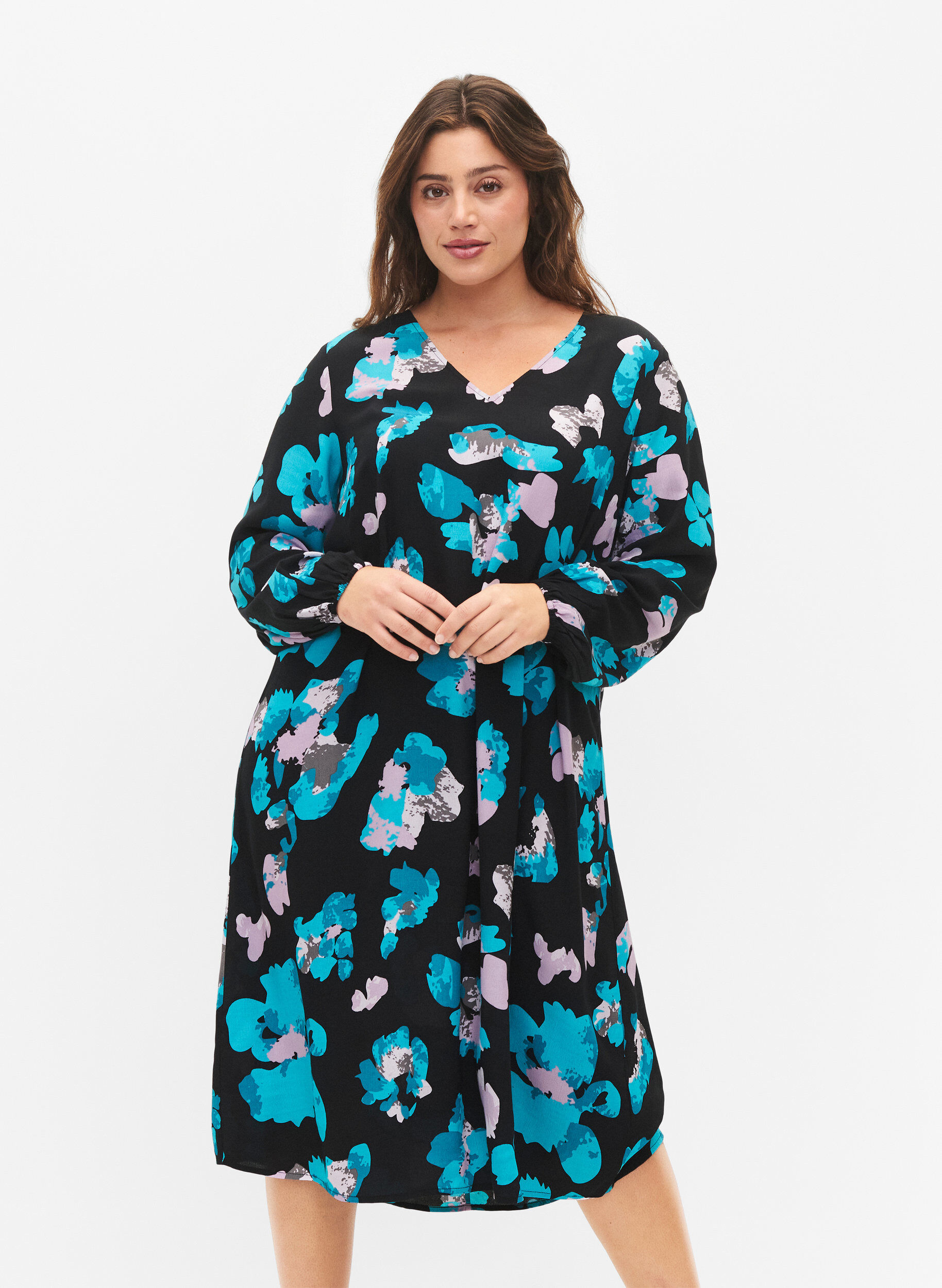 Zizzi Robes en viscose &agrave; manches longues avec imprim&eacute;, Blue AOP, Model image number 0