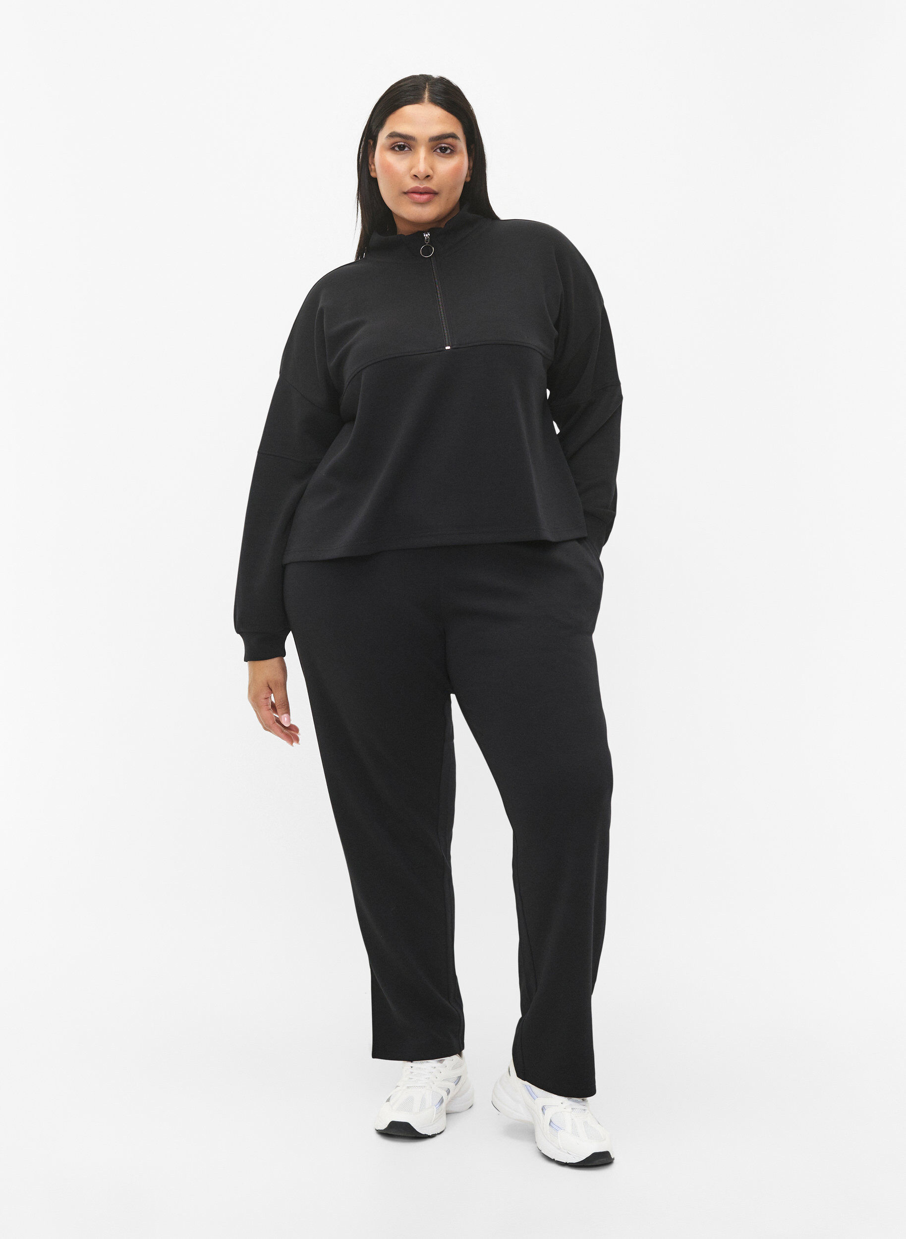 Zizzi Sweat en m&eacute;lange de modal avec col montant, Black, Model image number 2