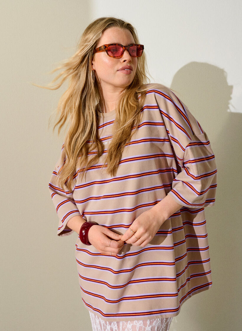 T-shirt oversize &agrave; rayures et manches 1/2, Beige, Image image number 0
