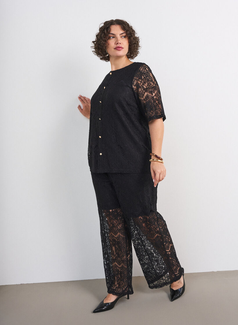 Pantalon droit en dentelle avec short int&eacute;rieur, Noir, Model image number 0