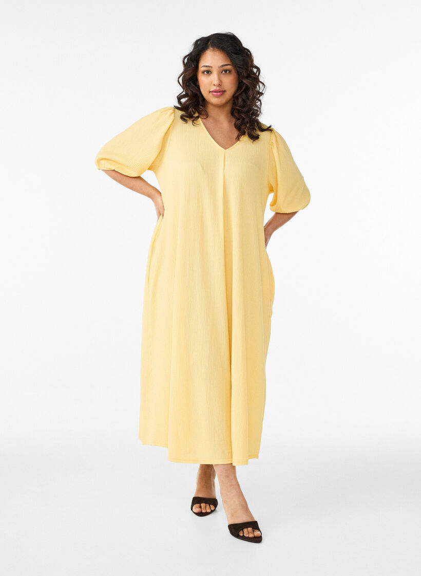 Robe midi avec col en V et texture, Jaune clair, Model image number 0
