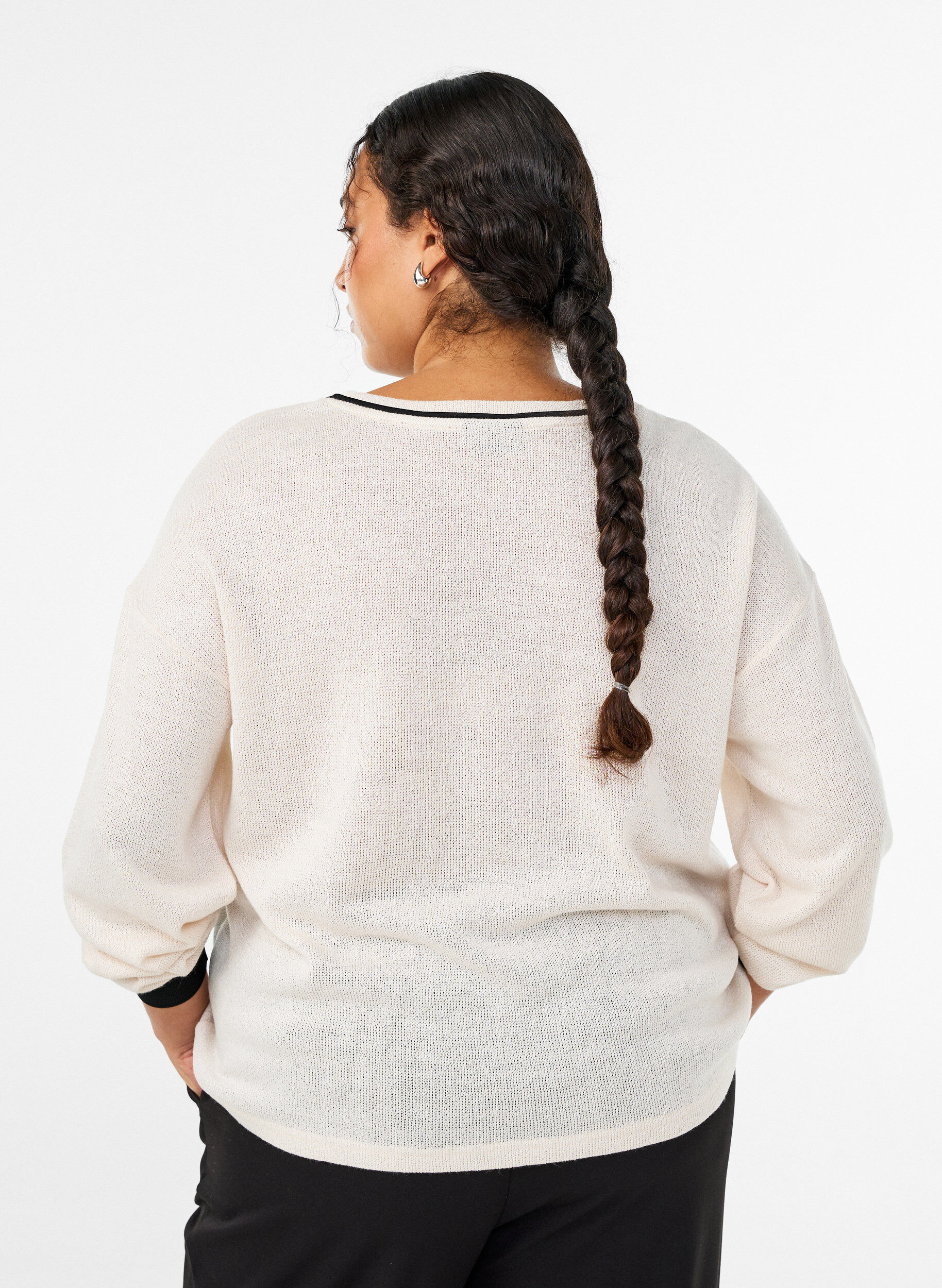 Zizzi Sweatshirt en jersey structur&eacute; avec imprim&eacute; sur le devant, Beige, Model image number 2