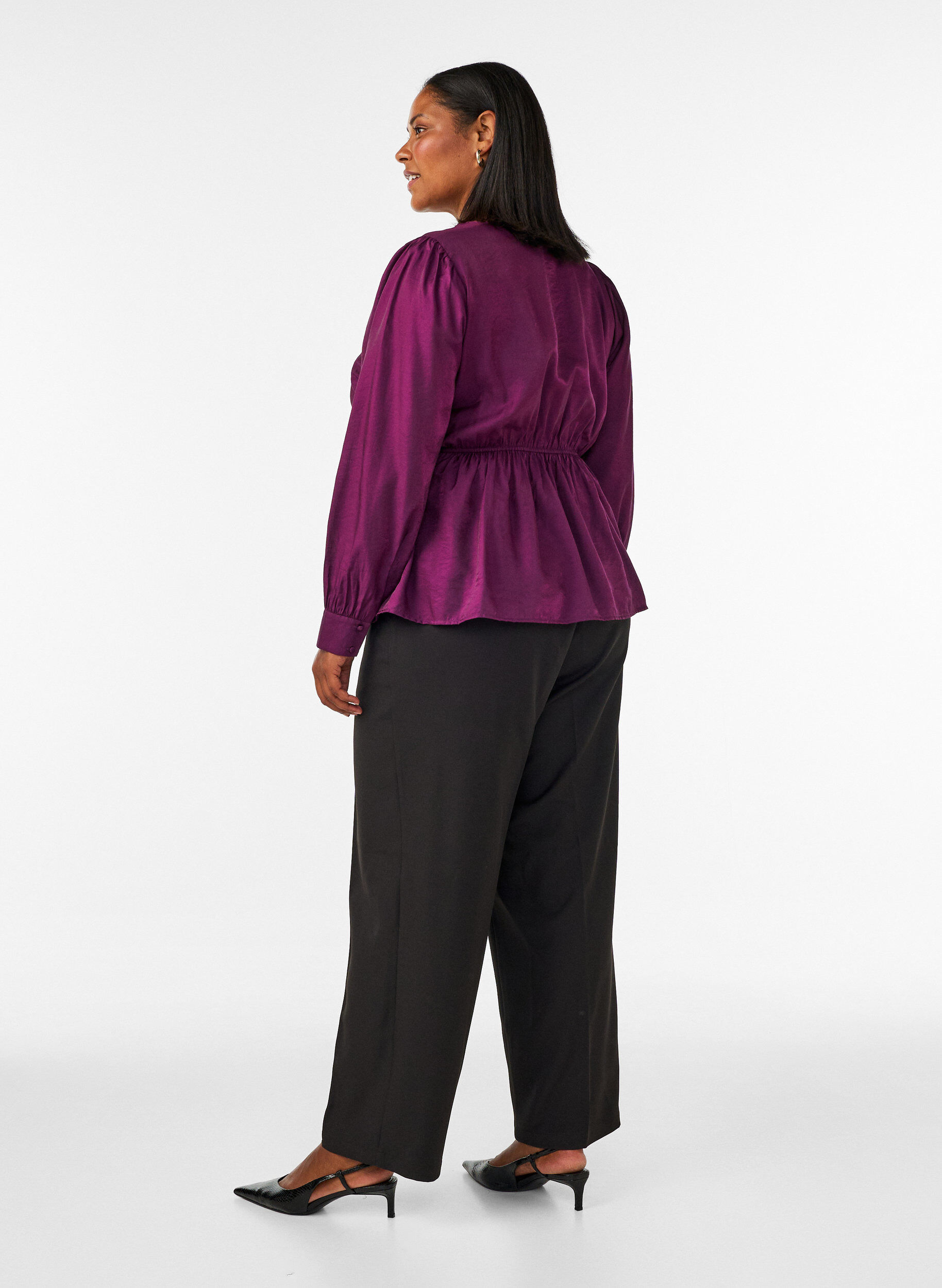 ZizziHoch taillierte Hose mit geraden Beinen, Schwarz, Model image number 1