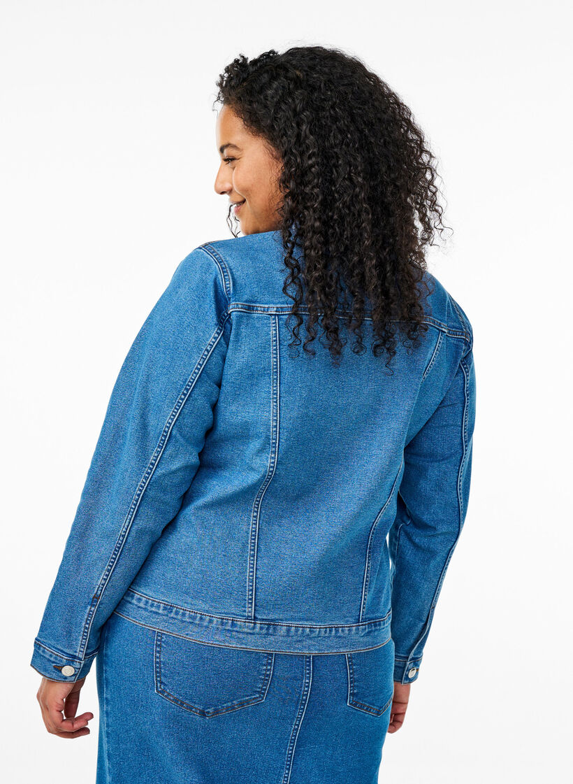 FLASH - Denim-Jacke aus elastischer Baumwollmischung, Blau, Model image number 2