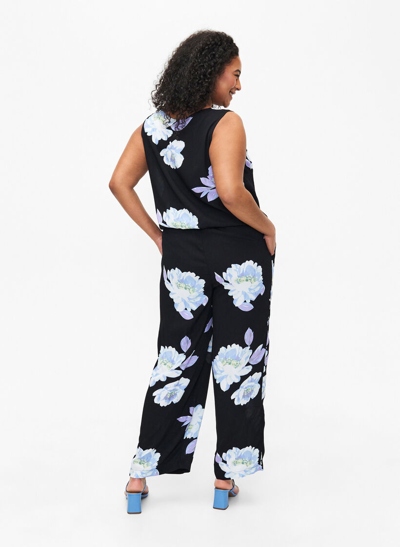 Ärmelloser Jumpsuit aus Viskose, Black Big Flower AOP, Model image number 1