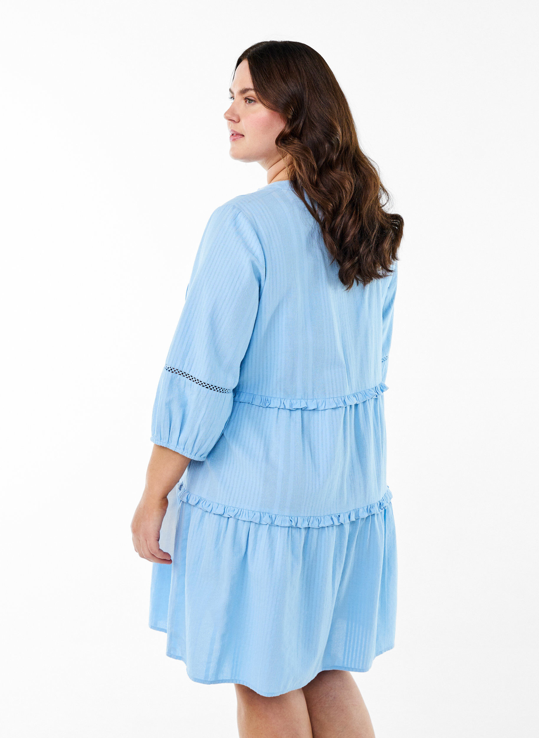 Zizzi Baumwollkleid mit 3/4-&Auml;rmeln und R&uuml;schen, Blau, Model image number 2