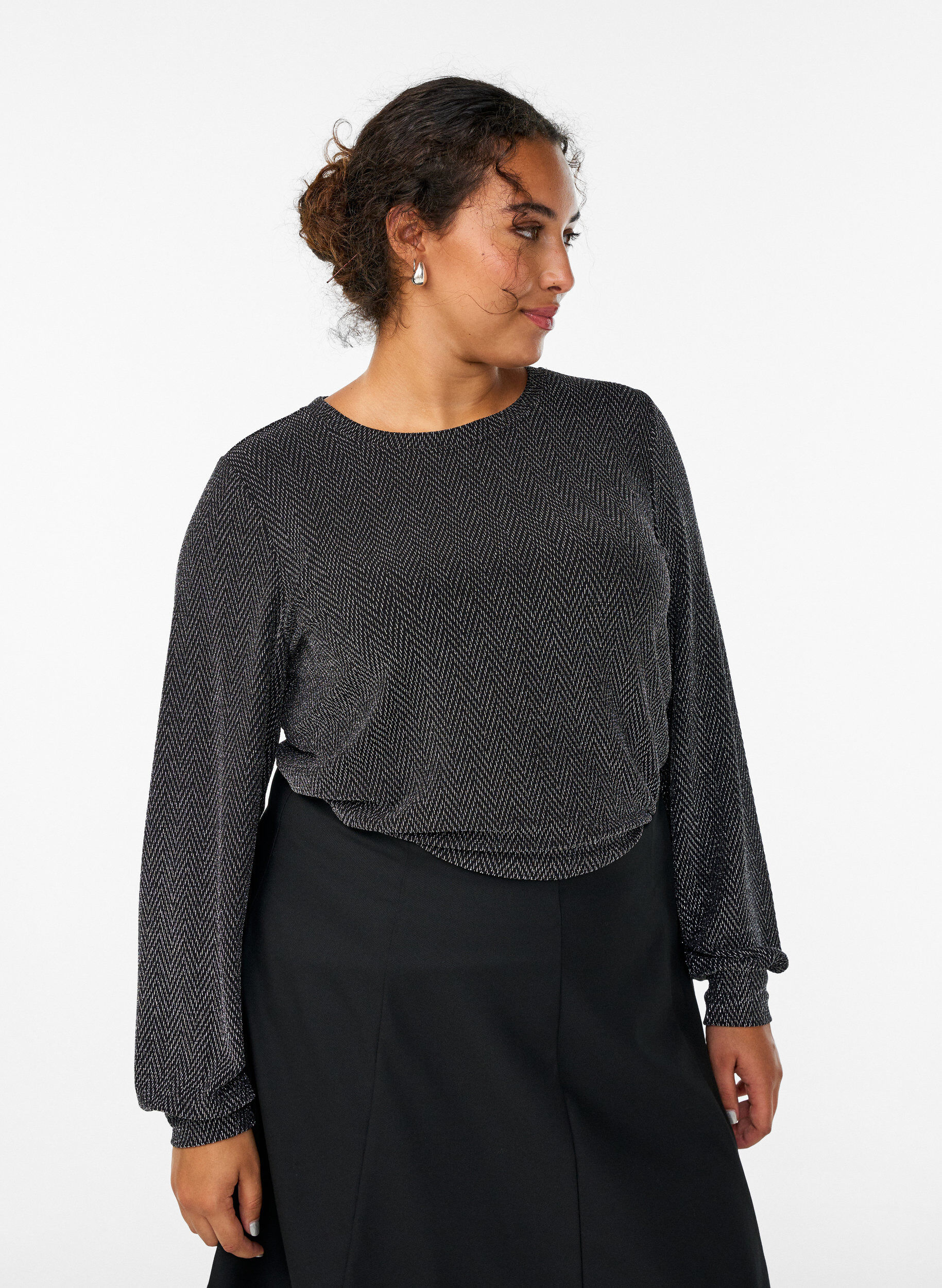 Blouse avec motif &agrave; chevrons et fil paillet&eacute;, Noir, Model