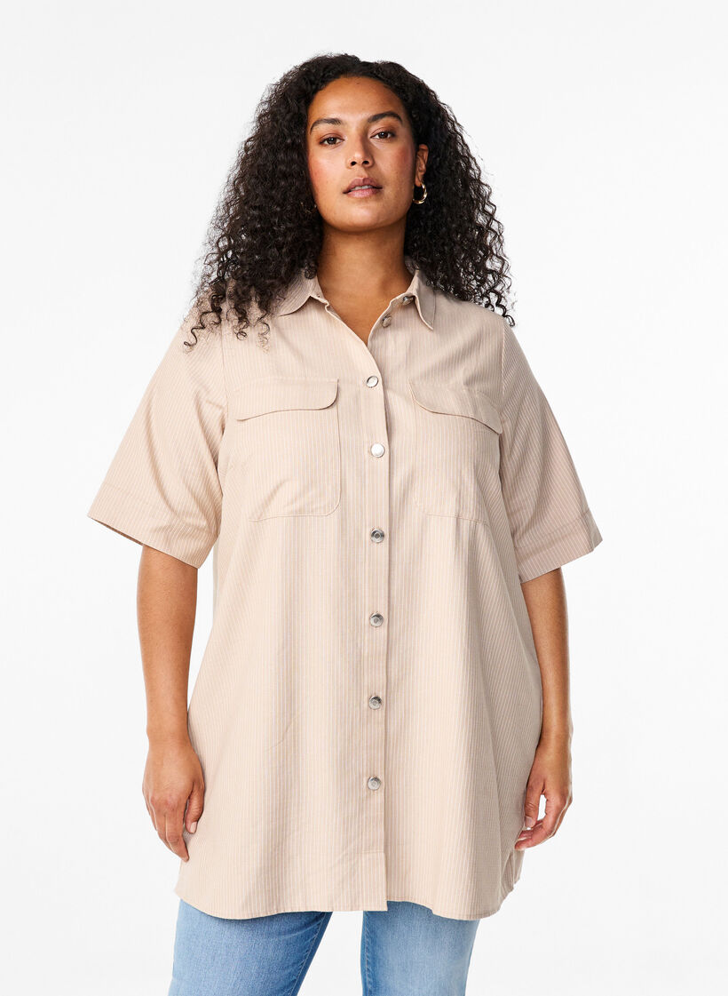 Tunique rayée avec boutons et poches poitrine, Beige, Model image number 0