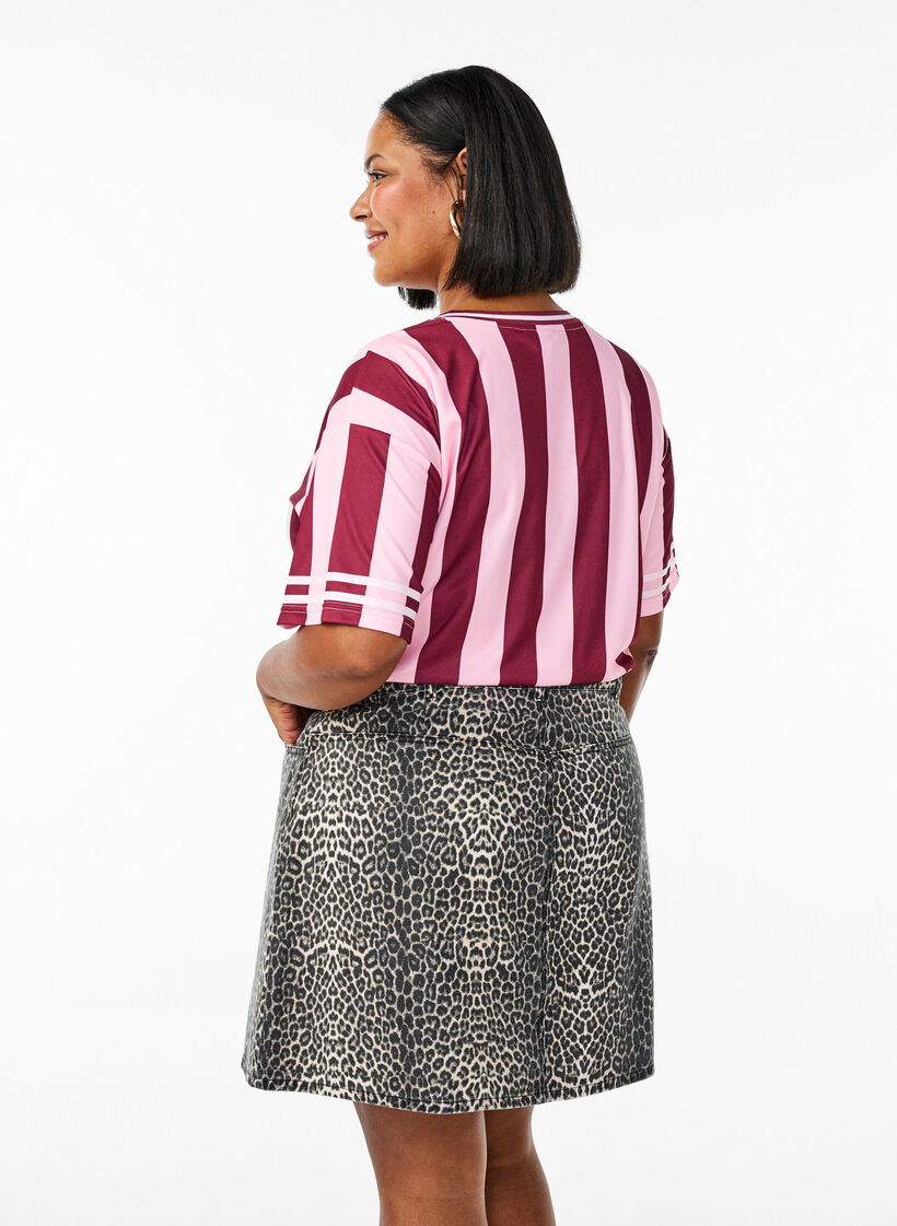 Mini-jupe évasée en jean imprimé léopard, Leopard, Model image number 1