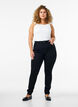 Amy Jeans mit hoher Taille und extra schlanker Passform, Schwarz, Model image number 0
