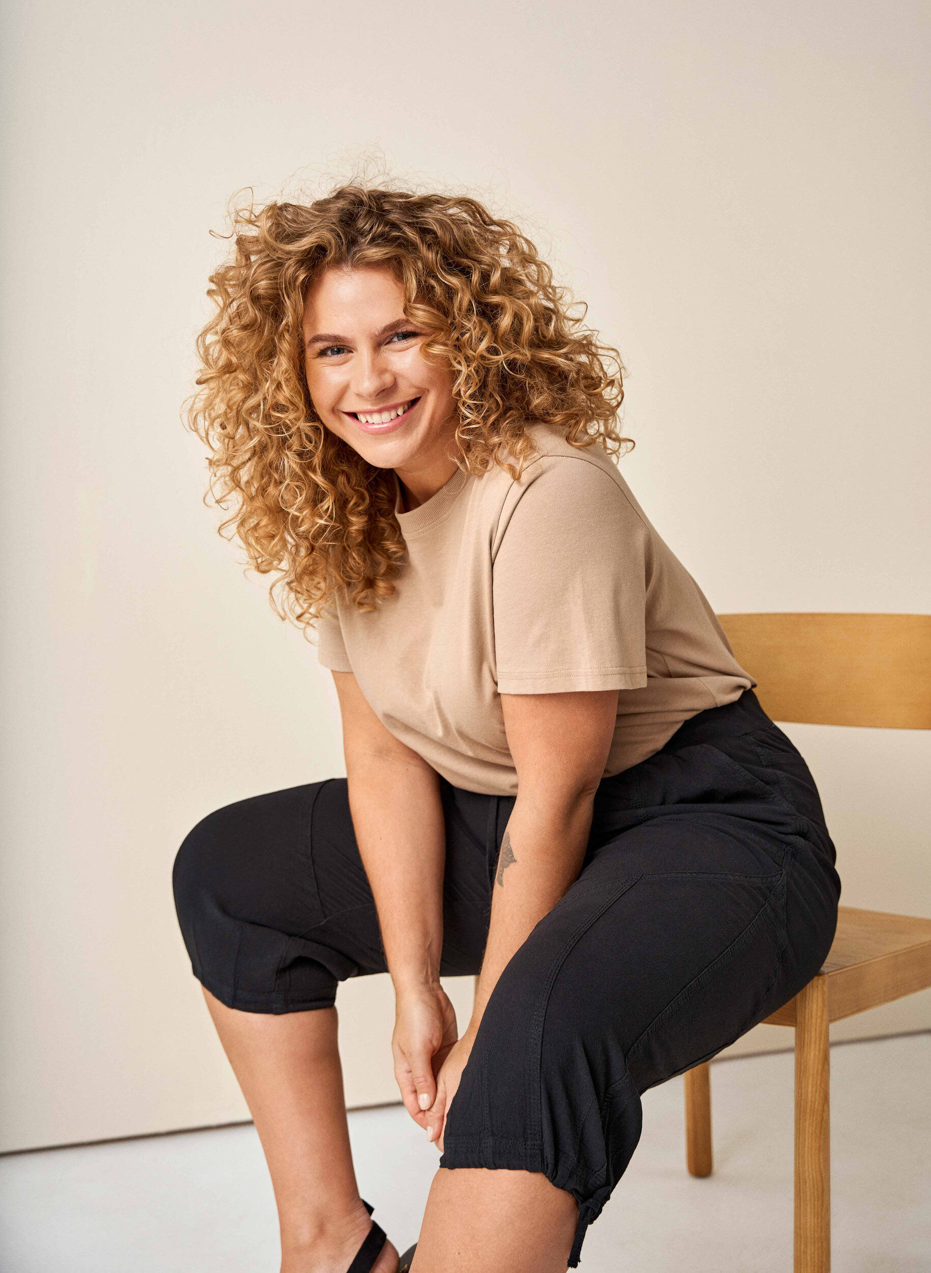 Zizzi Pantacourt en coton, Noir, Image image number 0