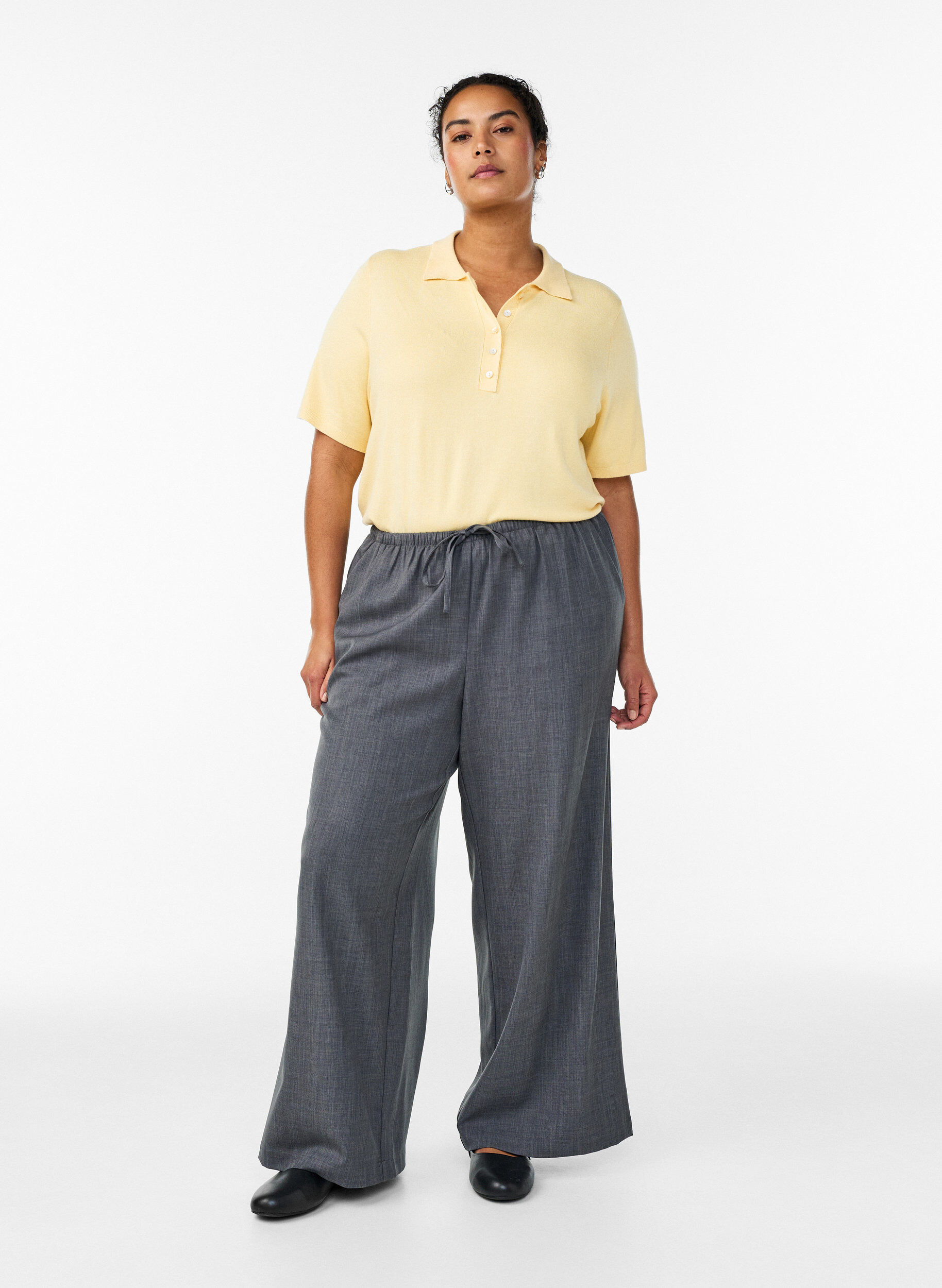 Zizzi Hoch taillierte Hose mit weiten Beinen, Grau, Model image number 0