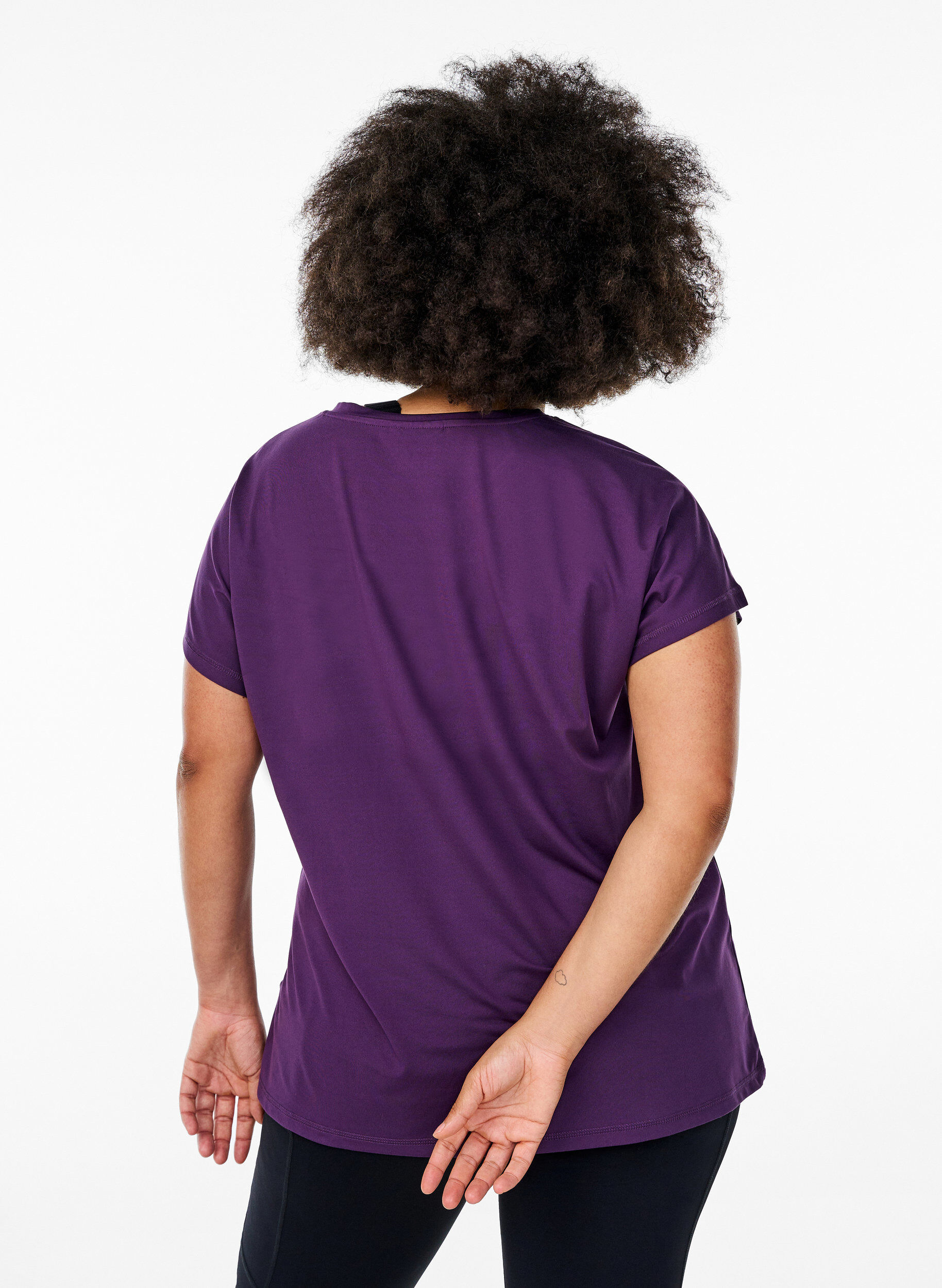 ZizziEinfarbiges Trainings-T-Shirt, Lila, Model image number 2
