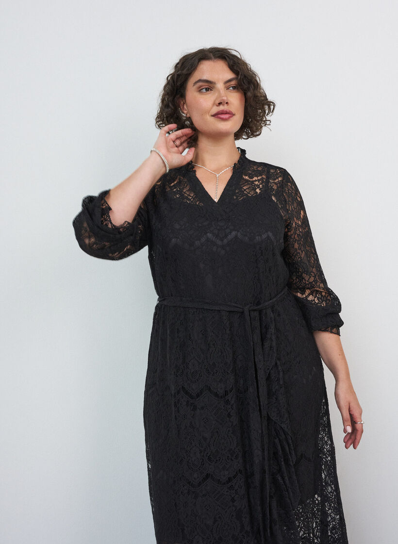 Kleid aus Spitze mit Wickelrock und R&uuml;schen, Schwarz, Model image number 2