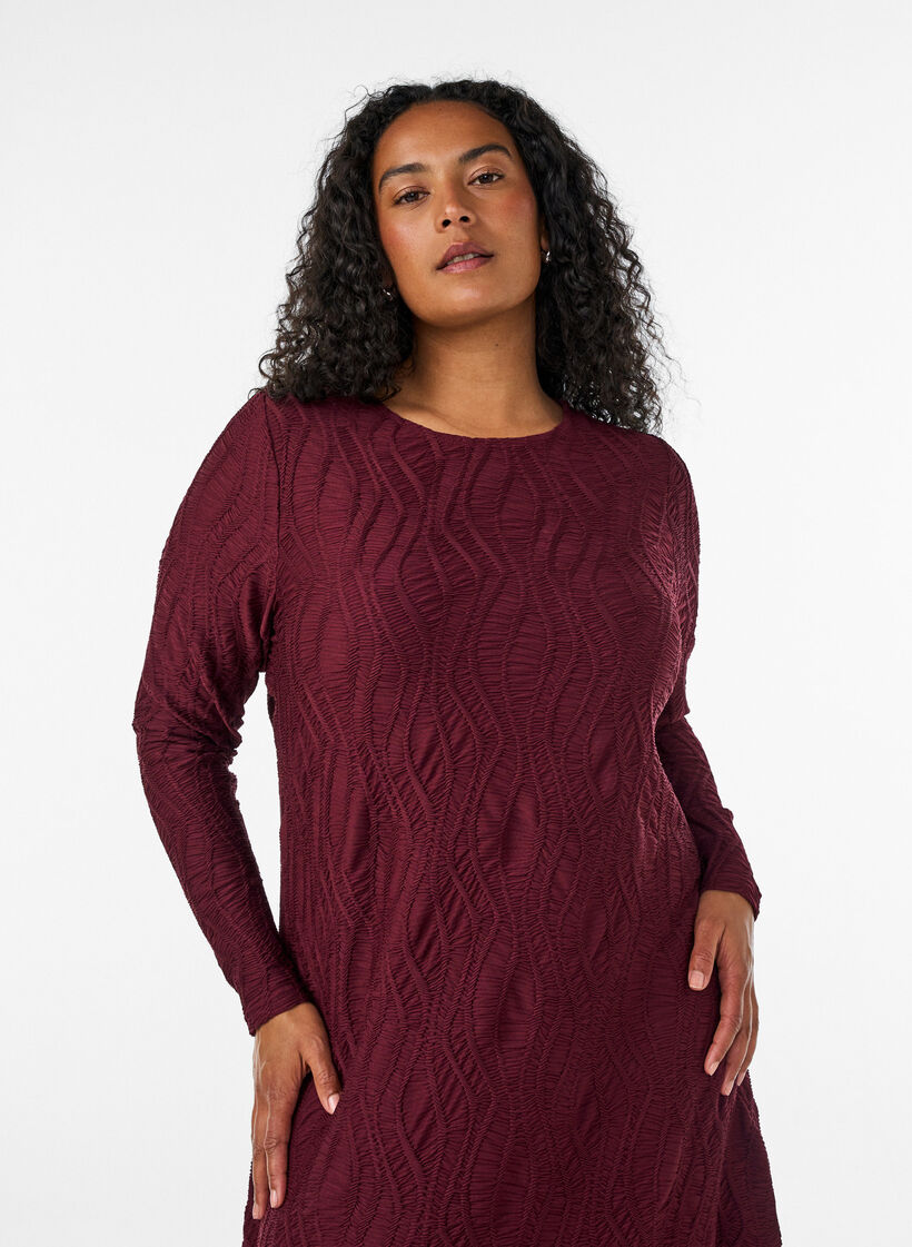 Robe midi &agrave; texture ondul&eacute;e et manches longues, Bordeaux, Model image number 2