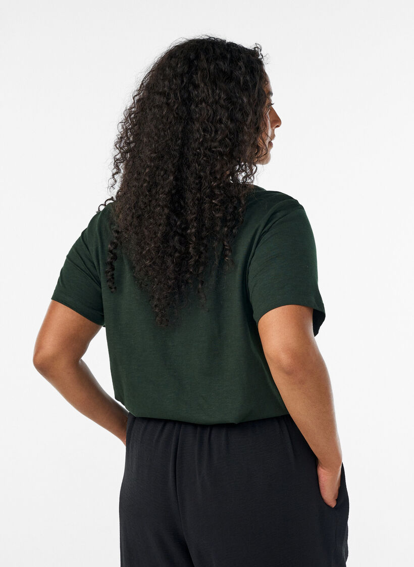 T-Shirt mit Knopfleiste, Gr&uuml;n, Model image number 2
