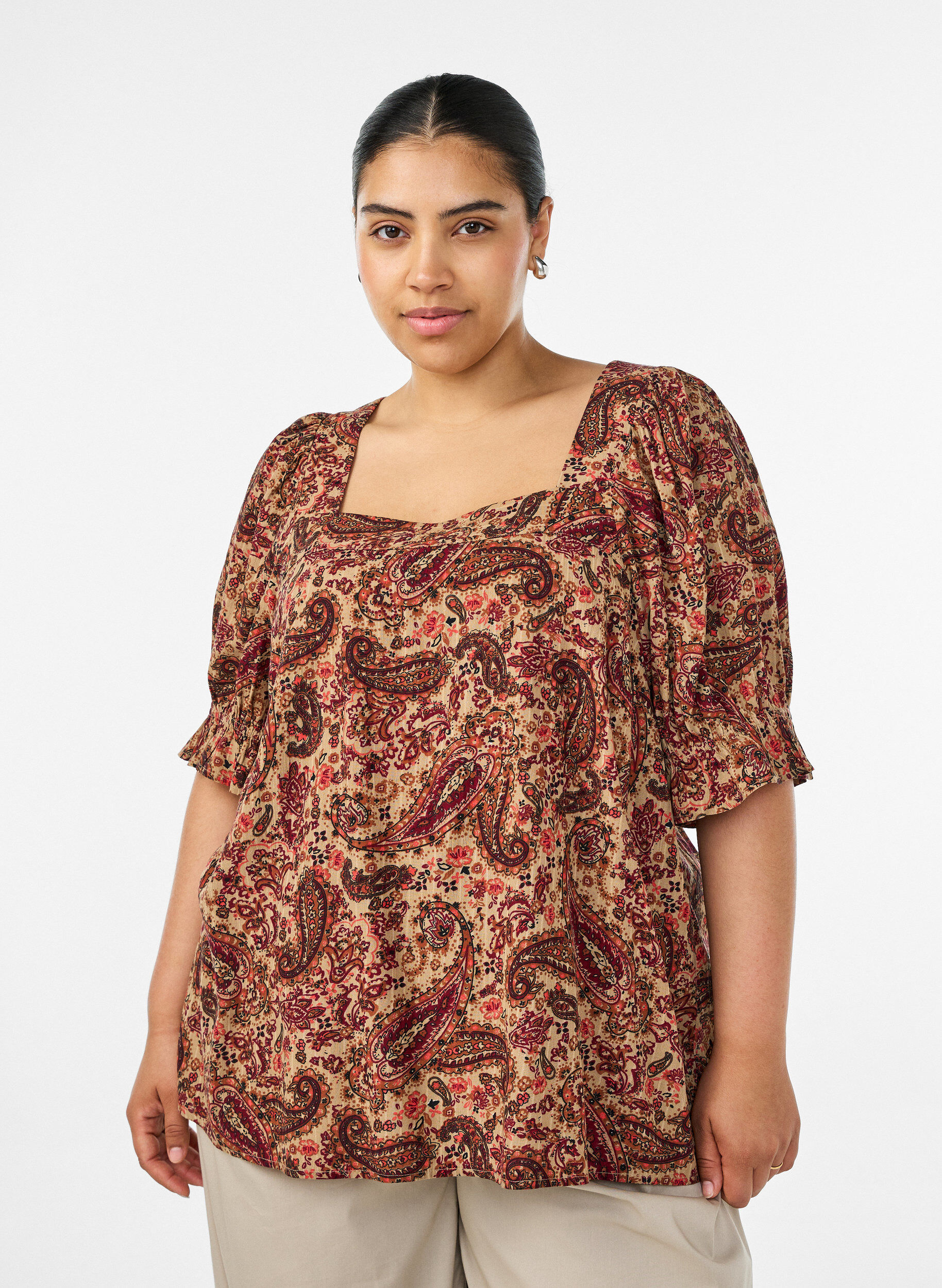 Chemisier en viscose avec imprim&eacute; paisley et encolure carr&eacute;e, Marron, Model