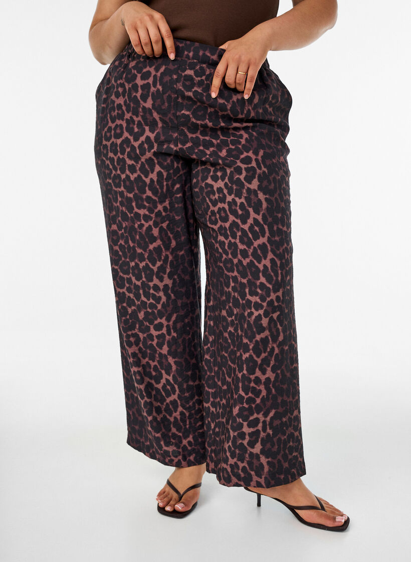 Pantalon en viscose avec taille &eacute;lastiqu&eacute;e et jambes droites, Marron, Model image number 2