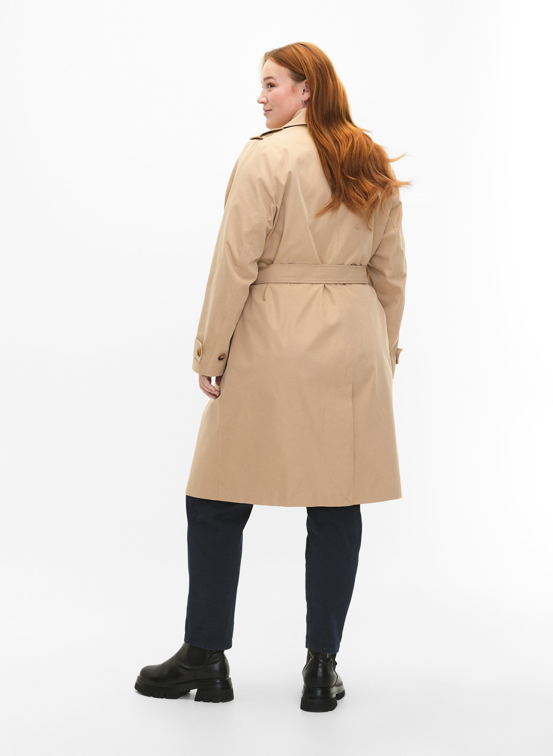 Zizzi Trenchcoat mit Taschen und G&uuml;rtel, Nomad, Model image number 1