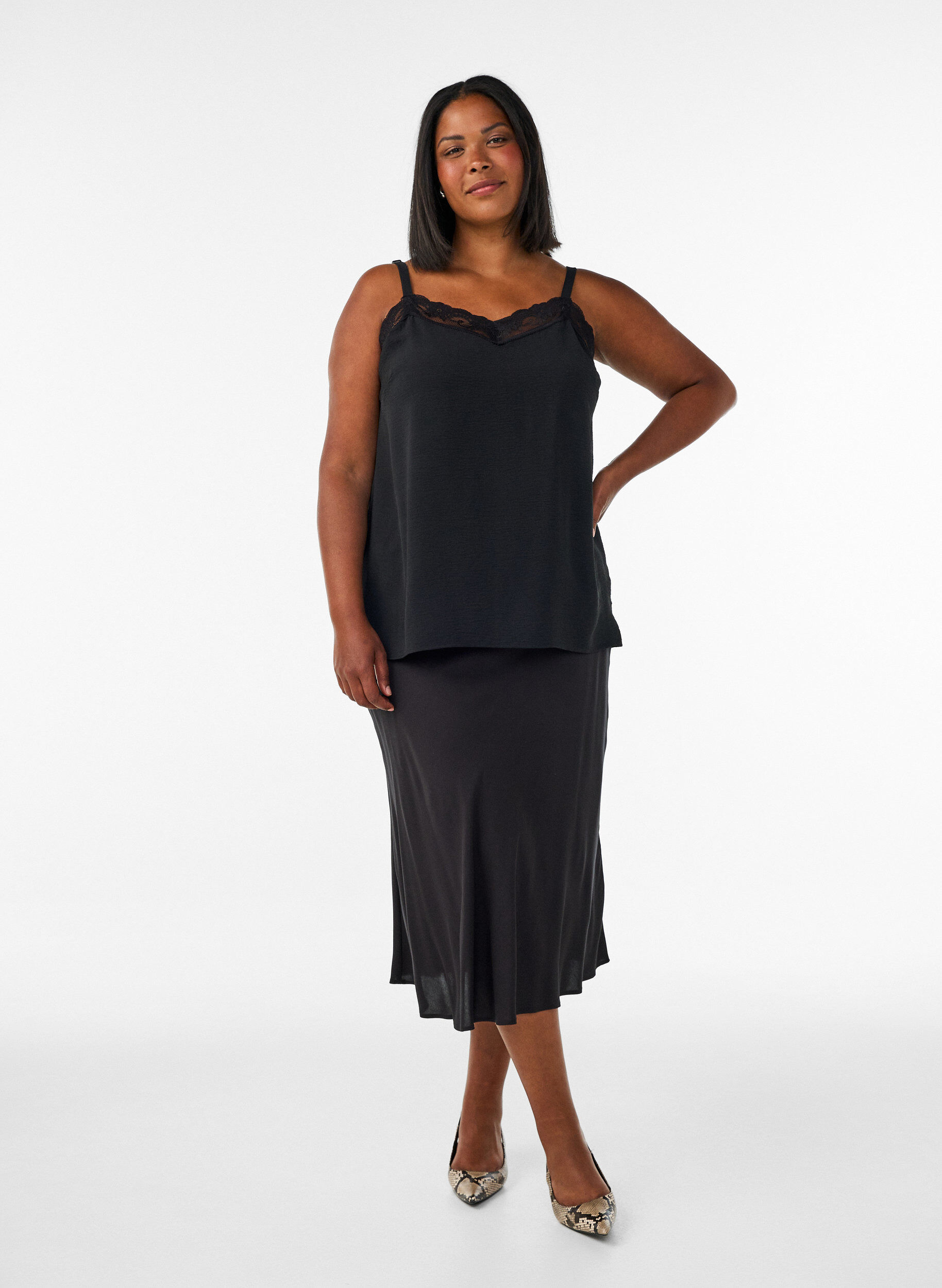 ZizziViskoserock mit elastischem Bund, Schwarz, Model image number 1