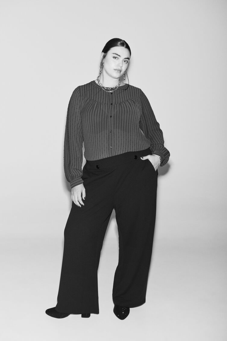 Hemd mit Stickdetails, , Model