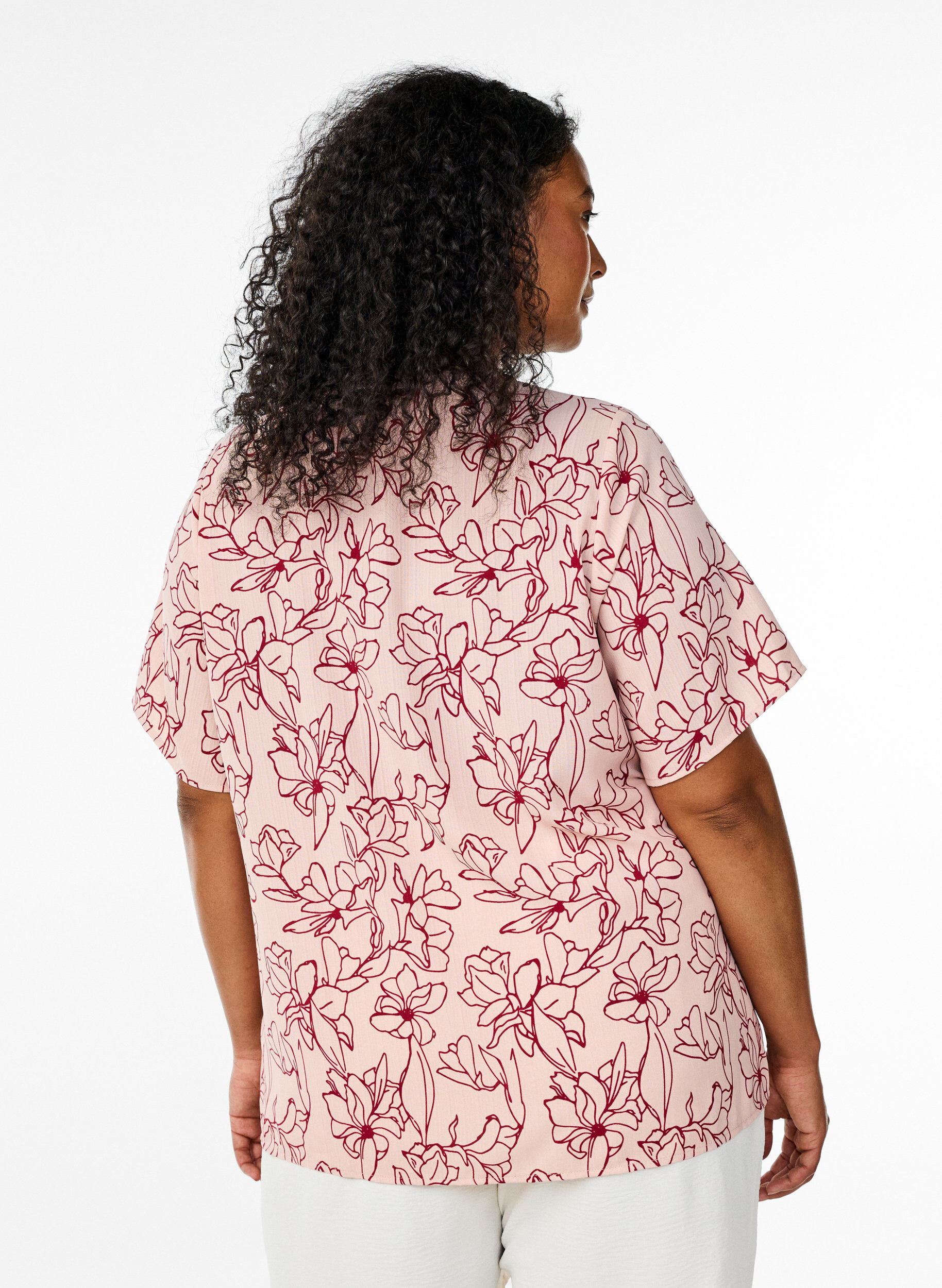 Zizzi Kurz&auml;rmelige Bluse mit Rundhalsausschnitt, Rot, Model image number 2