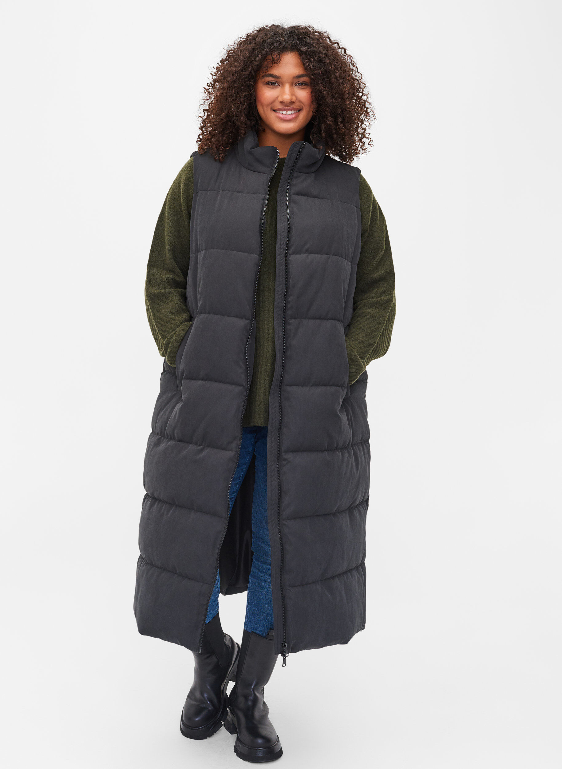 Zizzi Veste longue avec col montant et poches, Black, Model image number 0