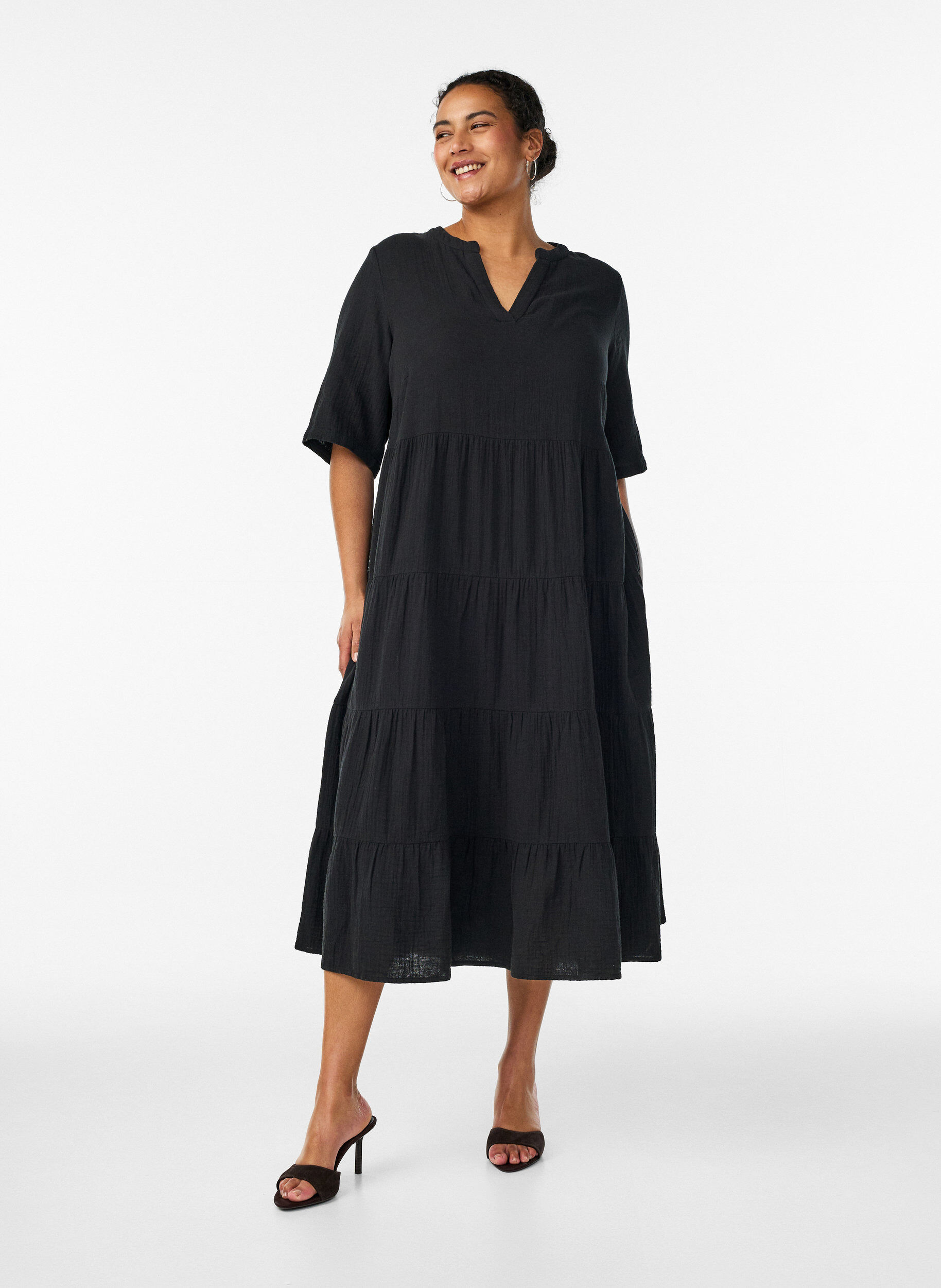 ZizziRobe midi coupe &eacute;vas&eacute;e en mousseline de coton, Noir, Model image number 1