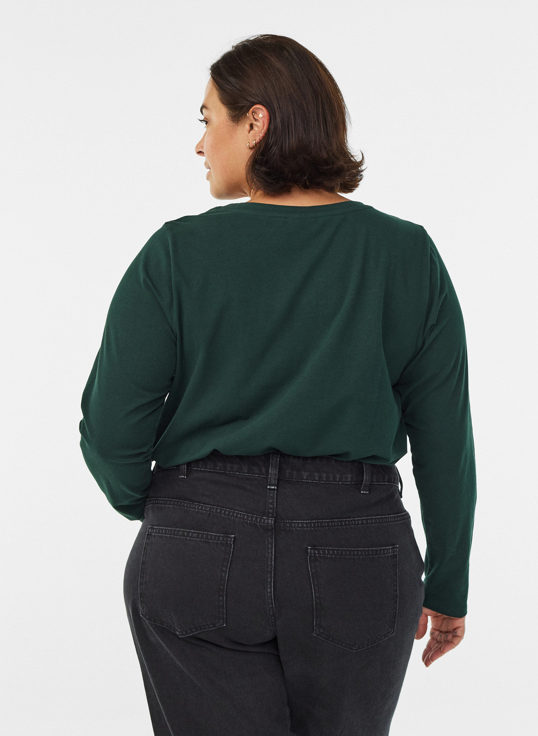 Zizzi Basic Top aus Jersey mit langen &Auml;rmeln, Gr&uuml;n, Model image number 2