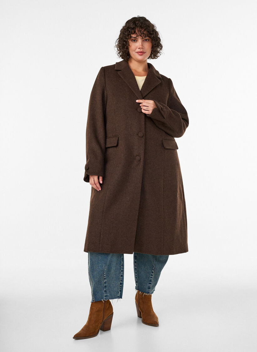 Manteau en m&eacute;lange de laine avec revers et boutons, Marron, Model
