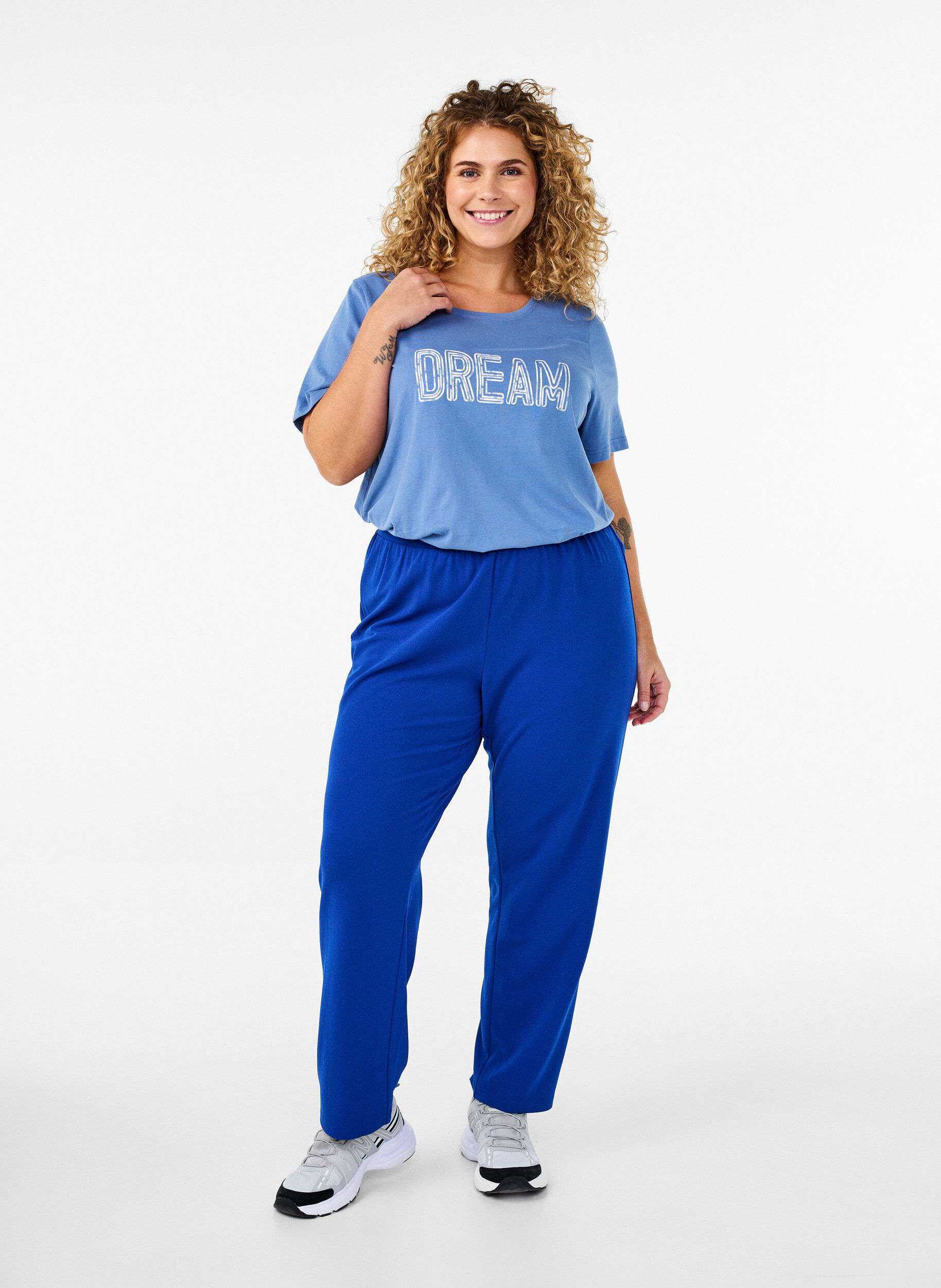 ZizziHose mit gerader Passform, Blau, Model image number 0