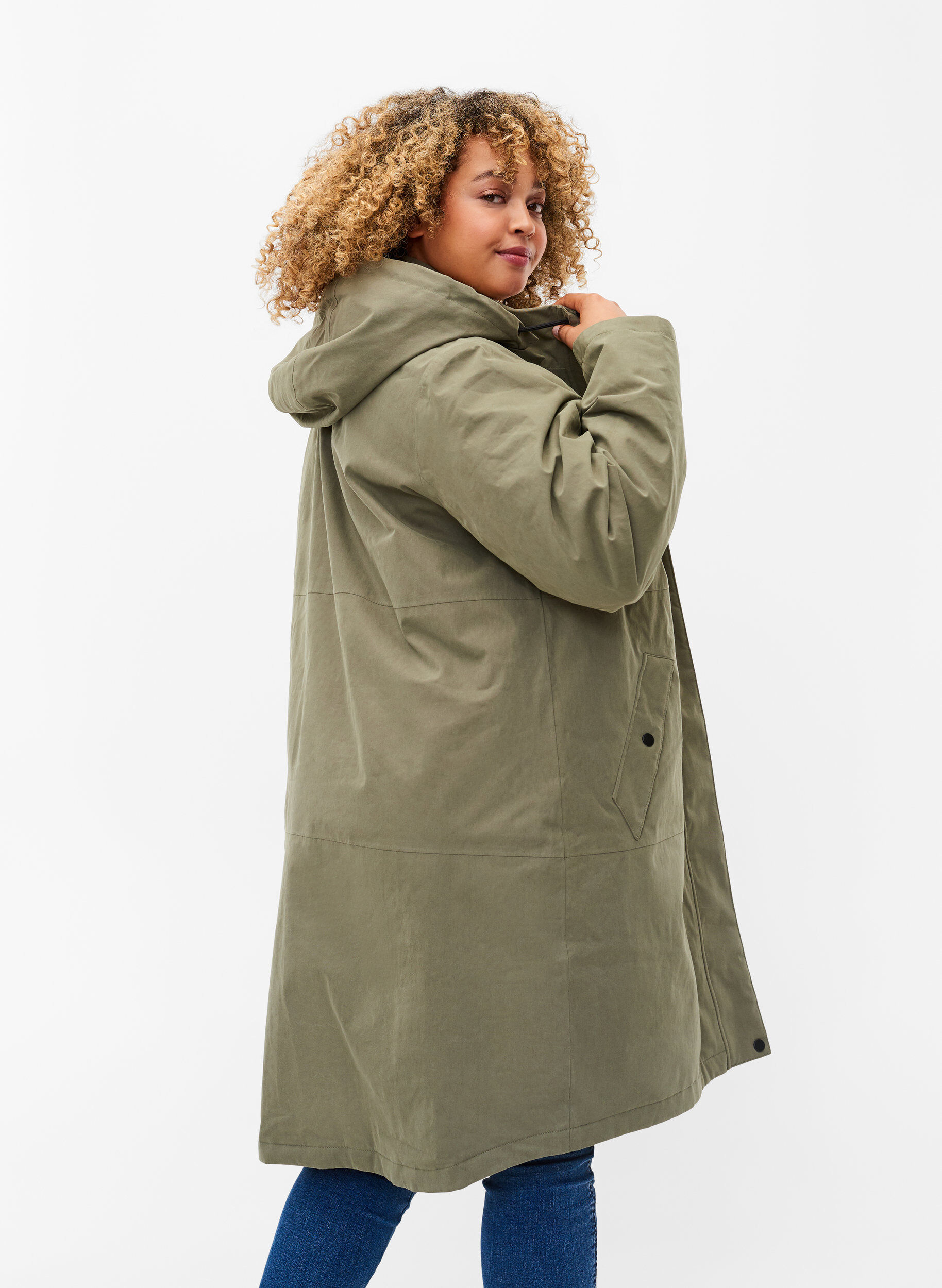 Zizzi Veste imperm&eacute;able avec capuche amovible, Dusty Olive, Model image number 1