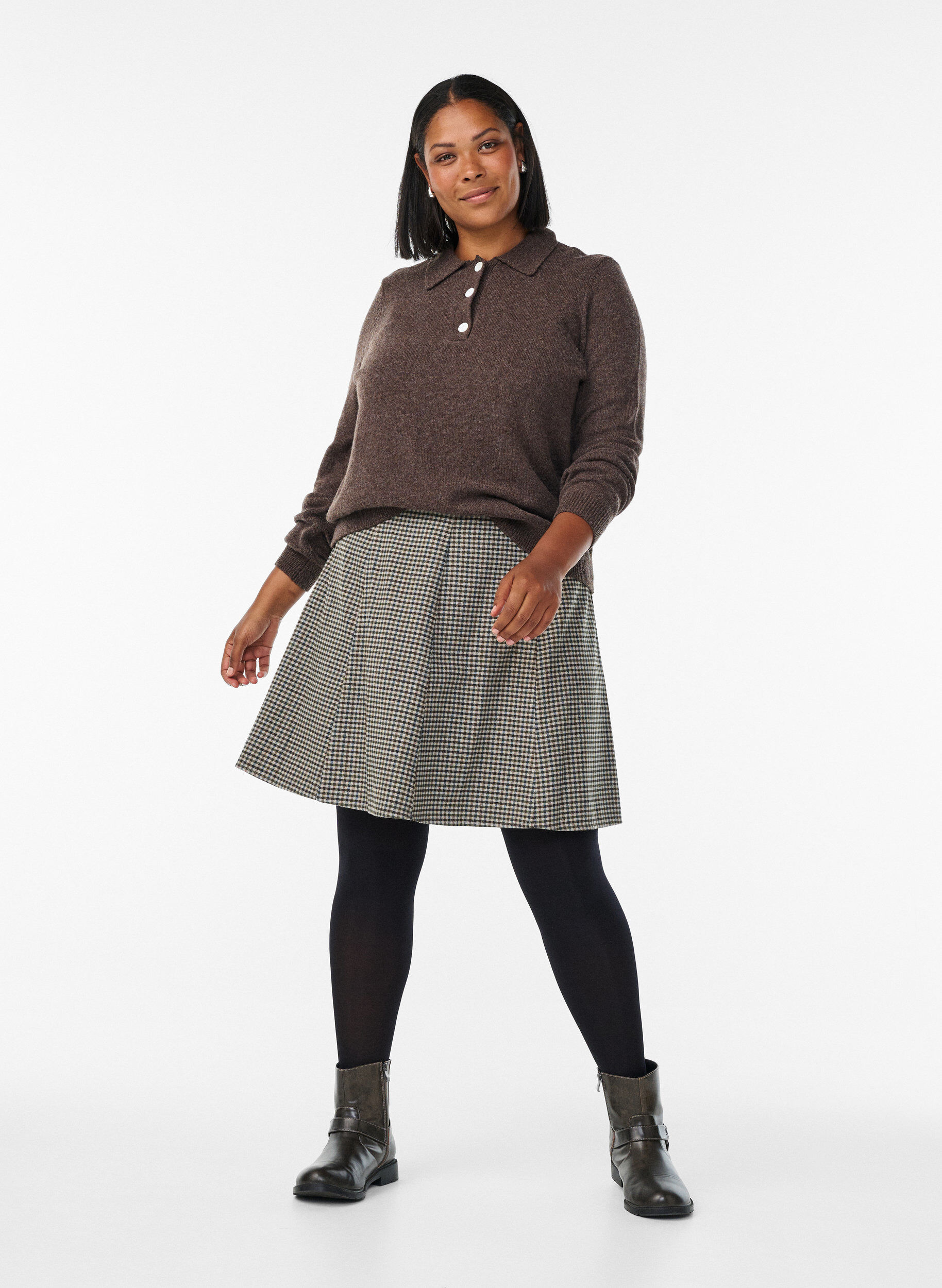 Zizzi Strickbluse aus weicher Merinomischung mit Polokragen, Braun, Model image number 1